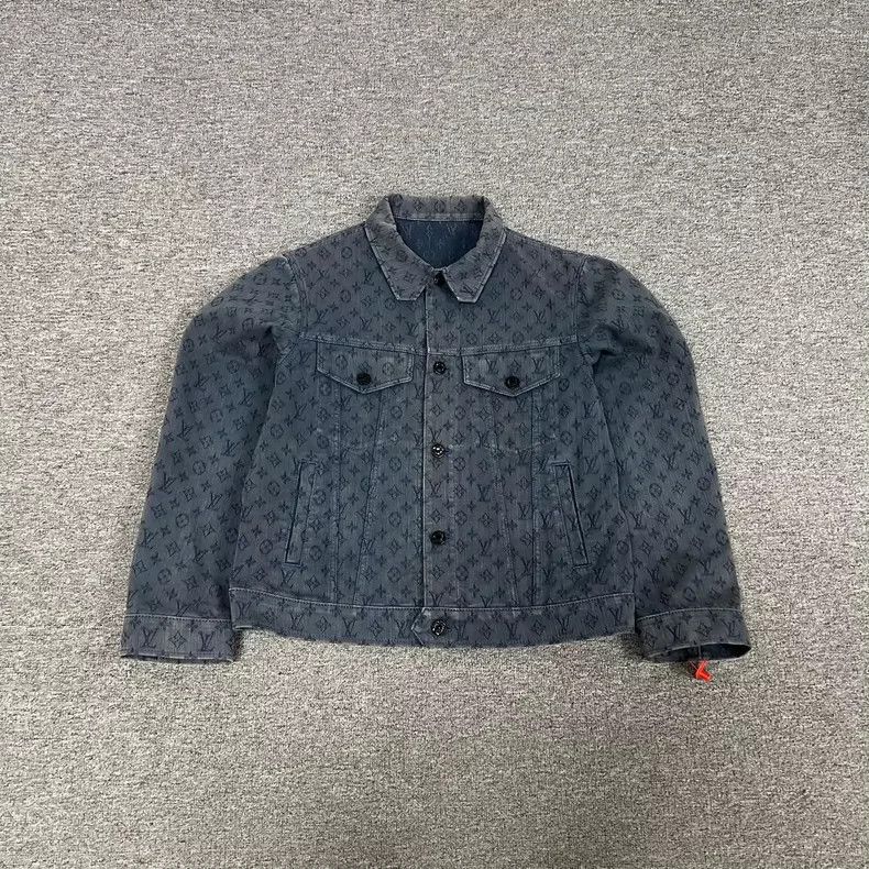 Louis Vuitton Louis Vuitton Blue denim full print jacket 2505-Nextarrow Size US M / EU 48-50 / 2 - 1 Thumbnail