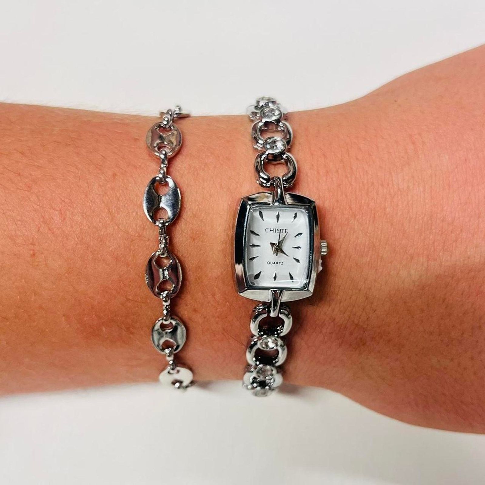 Vintage 2000s vintage style dainty square stainless steel watch Size ONE SIZE - 1 Thumbnail