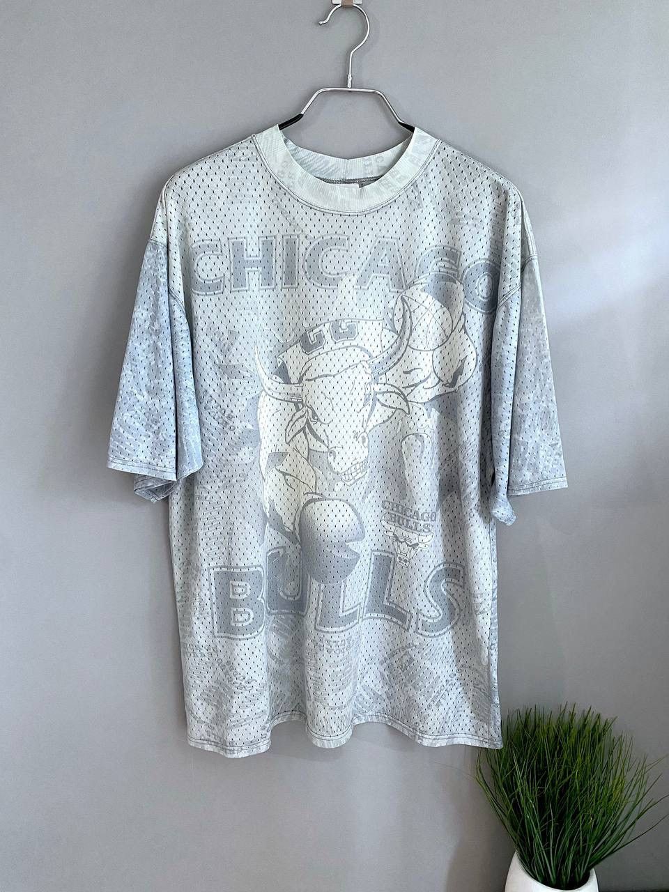 NBA Vintage NBA 90s Chicago Bulls Merch T-Shirt, Size L Size US L / EU 52-54 / 3 - 1 Thumbnail
