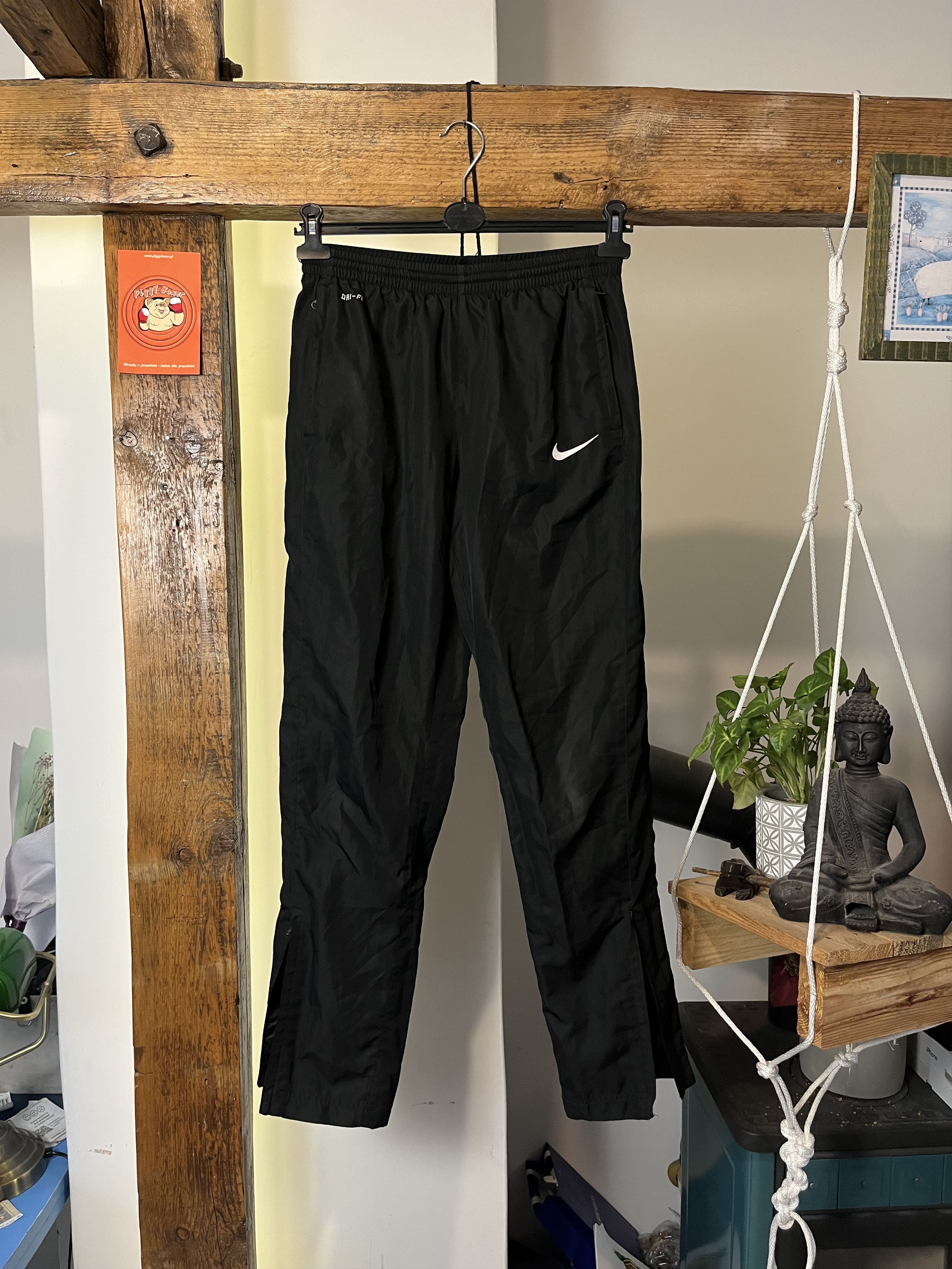 Nike × Nike ACG × Vintage Vintage Nike Nylon Dry Fit Sweatpants 00s Size US 32 / EU 48 - 2 Thumbnail