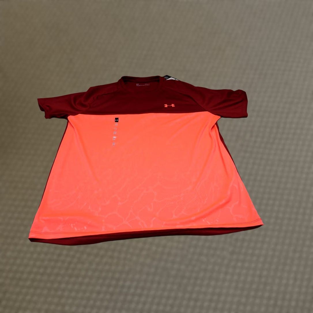 Under Armour Under Armour Shirt Mens Large Red HeatGear Lightweight 2.0 Emboss NEW Graphic Print Size US L / EU 52-54 / 3 - 1 Thumbnail