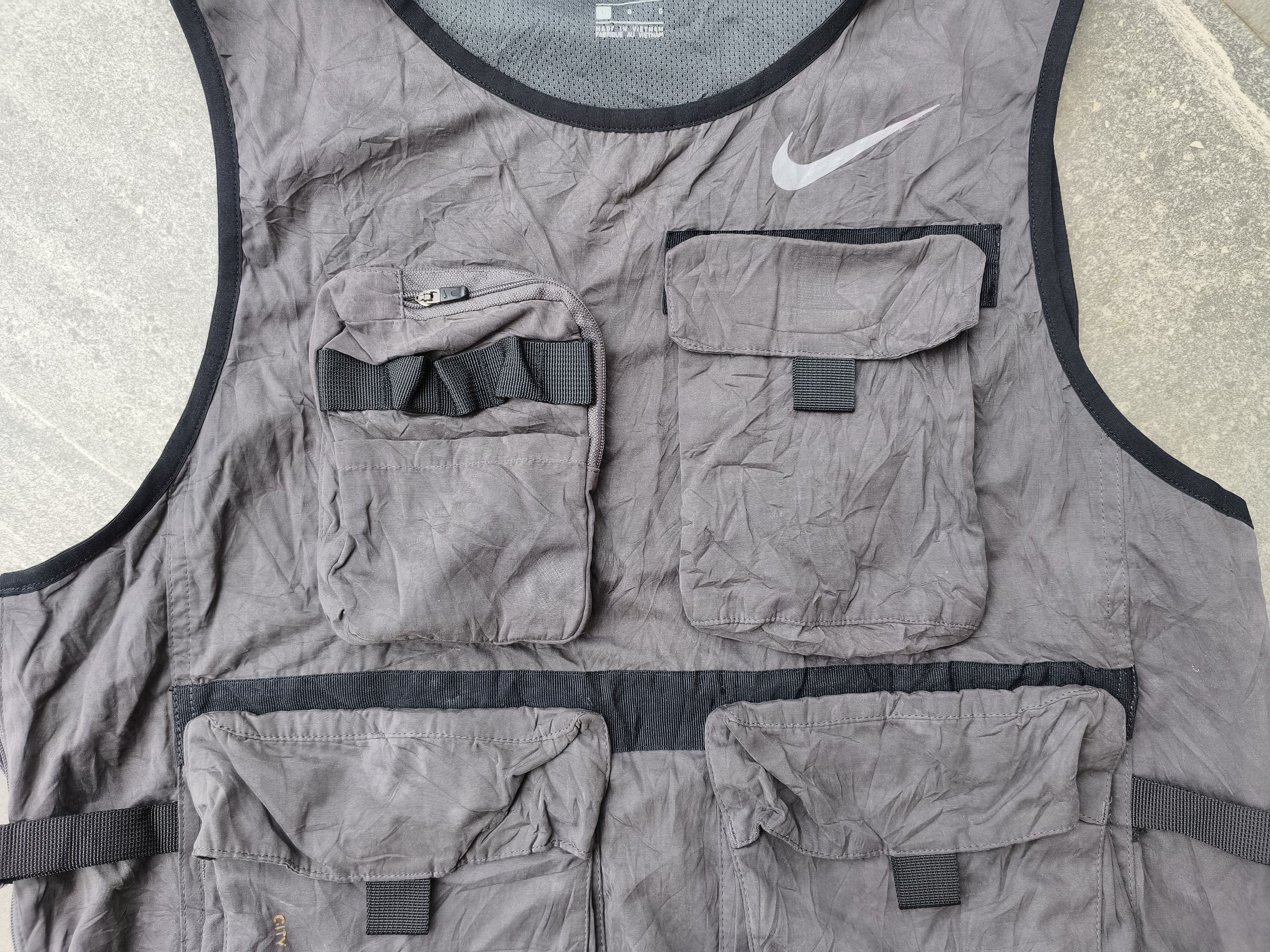 Nike Nike Tech Utility Multi Pocket Technical Vest Size US L / EU 52-54 / 3 - 3 Thumbnail