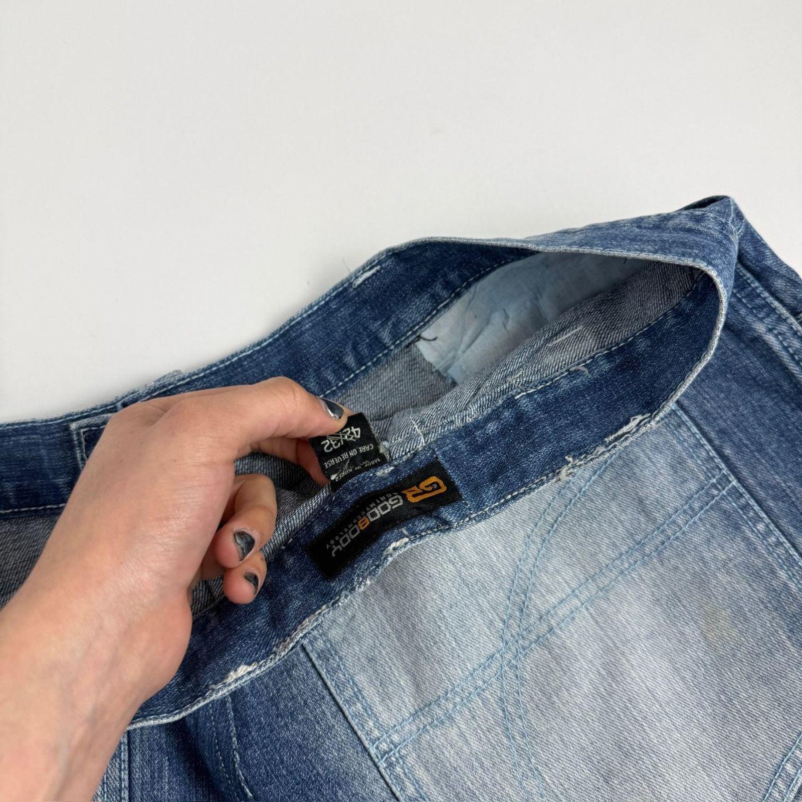 Vintage rare archive faded y2k baggy wide leg skater jeans