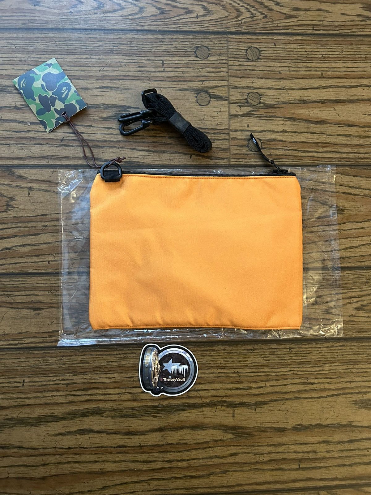 Bape NEW Bape Orange Crossbody Bag Size ONE SIZE - 2 Thumbnail