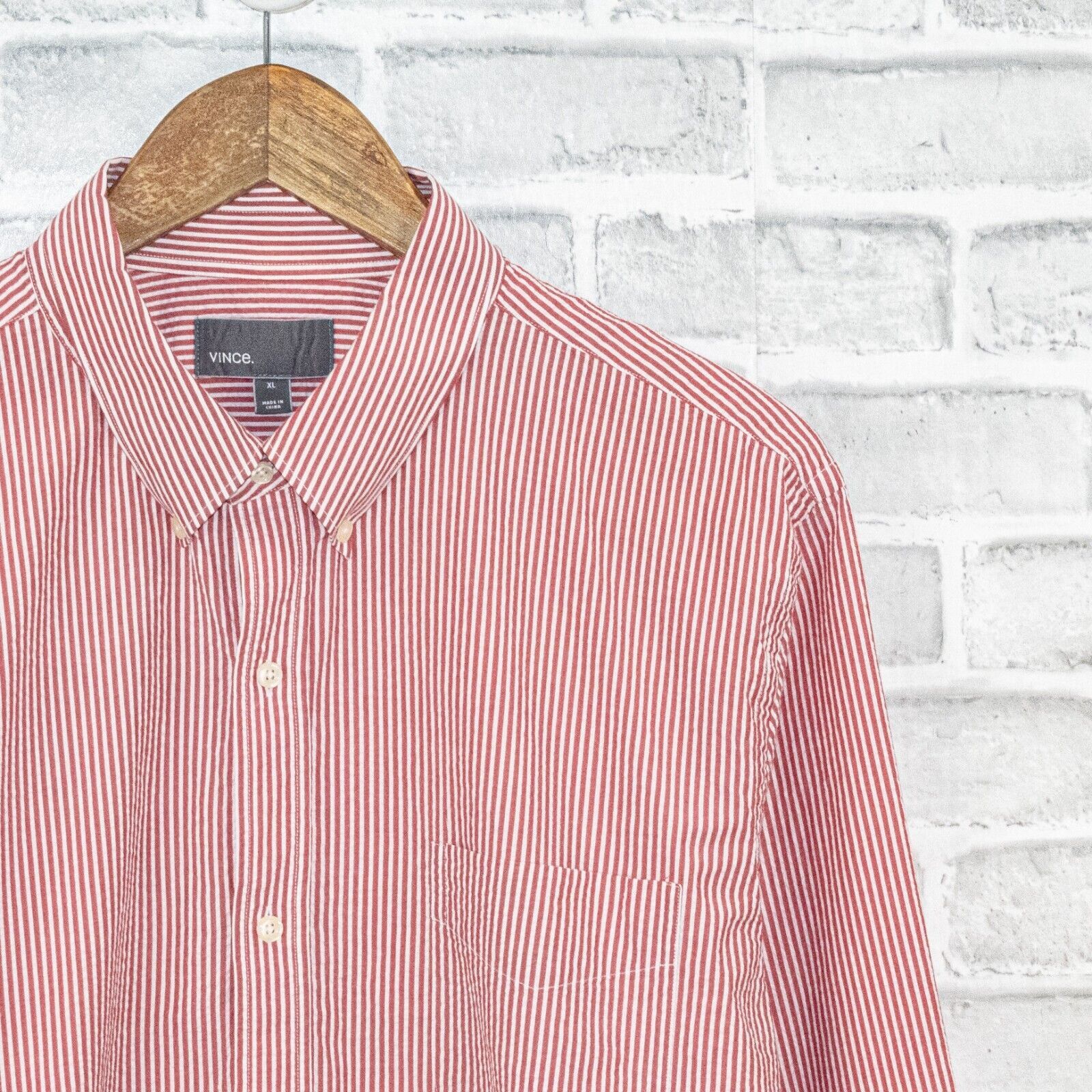Vince VINCE Seersucker Button Down Shirt in Red Striped Cotton Size US XL / EU 56 / 4 - 3 Thumbnail