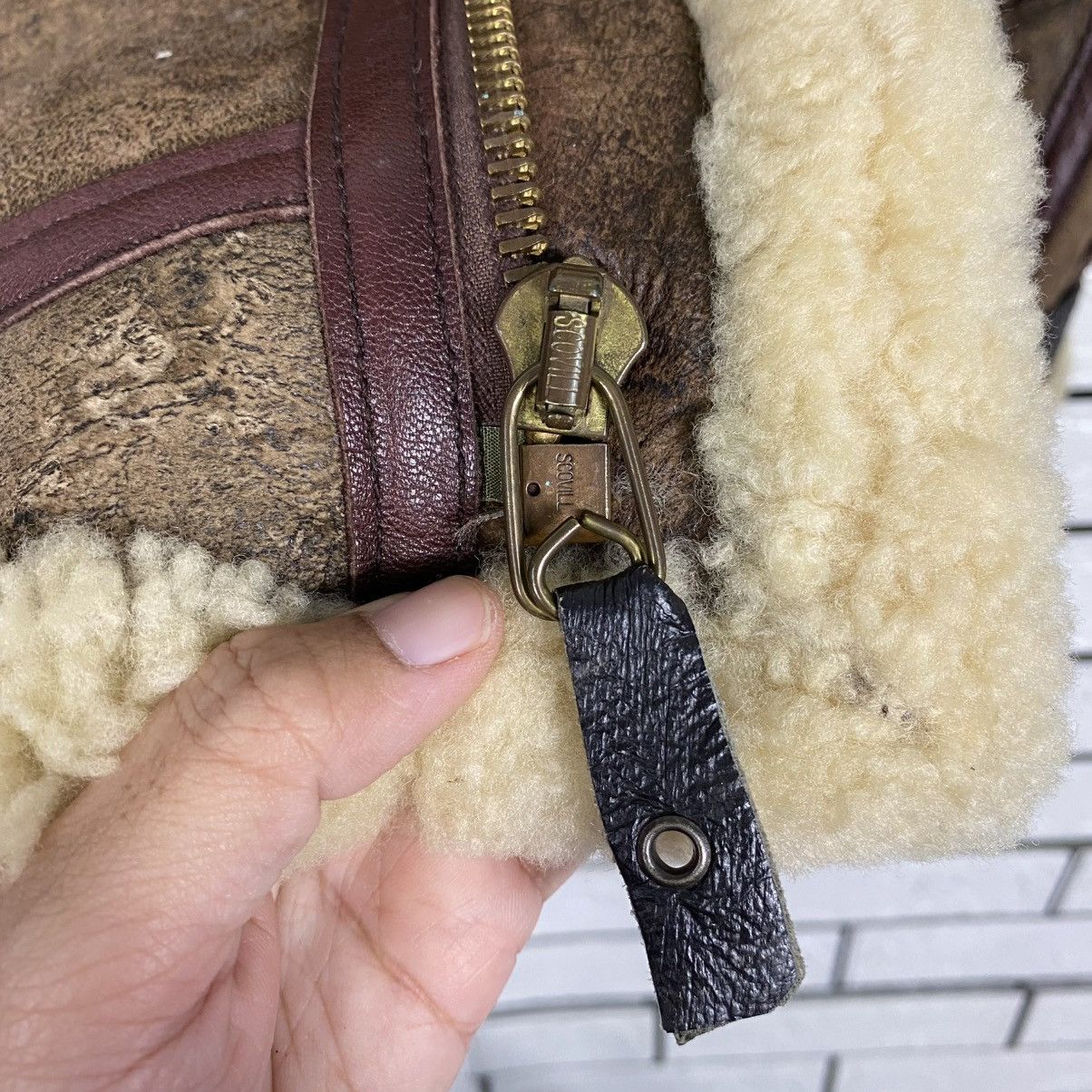 Avirex 🔥VINTAGE GENUINE LEATHER JACKET B-3 AVIREX USA SHEARLING Size US S / EU 44-46 / 1 - 19 Thumbnail