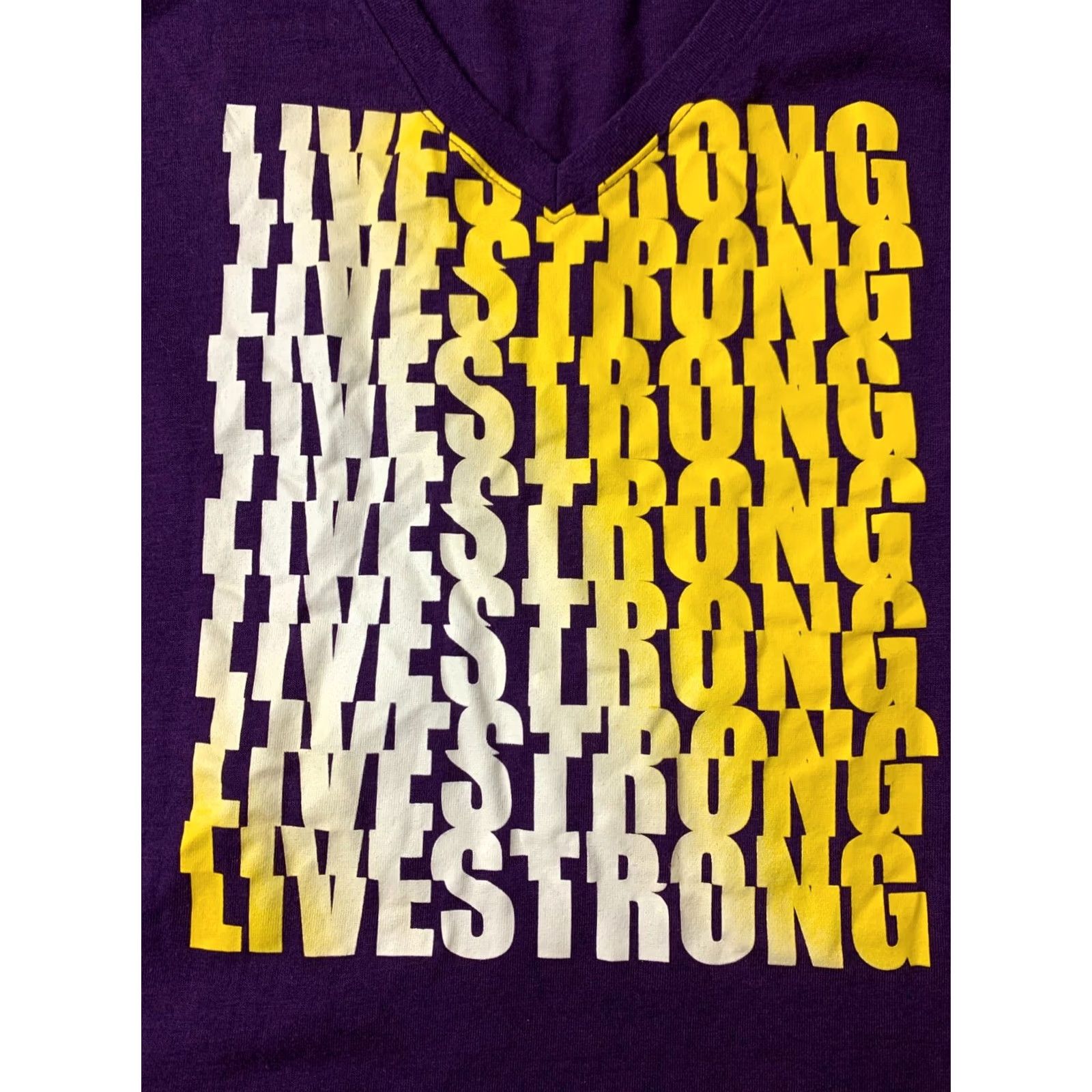Nike Nike LIVESTRONG DRI-FIT 2013 ORIGINAL RUN TRAINING WOMEN SHIRT JERSEY M Violet LiveSTRONG Nike Dri-FIT Women Running Shirt Jersey M Women Shirts Size M / US 6-8 / IT 42-44 - 3 Thumbnail