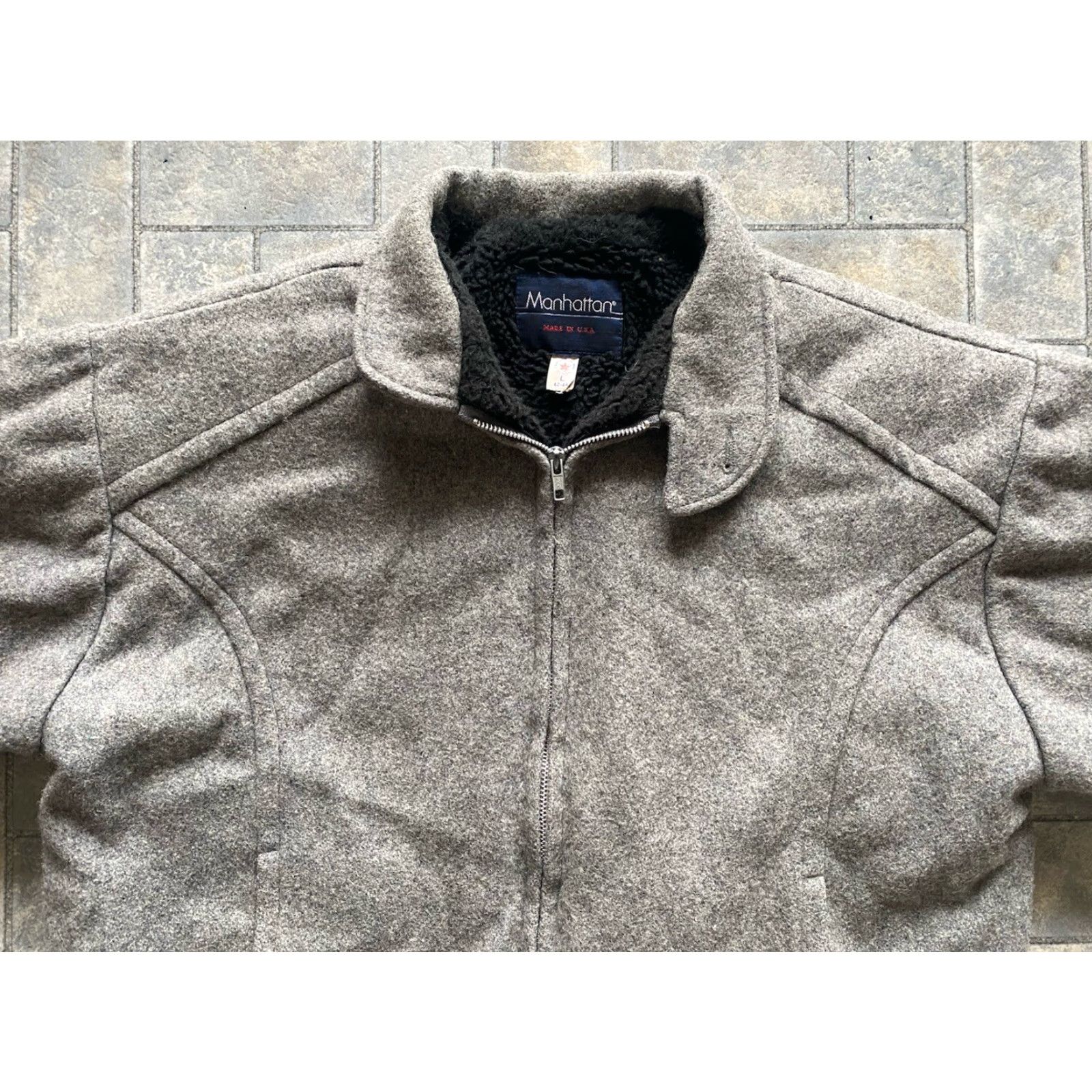 Vintage VINTAGE Manhattan MENS LG Gray Wool Bomber Jacket Coat USA Made Coat Size US L / EU 52-54 / 3 - 5 Thumbnail