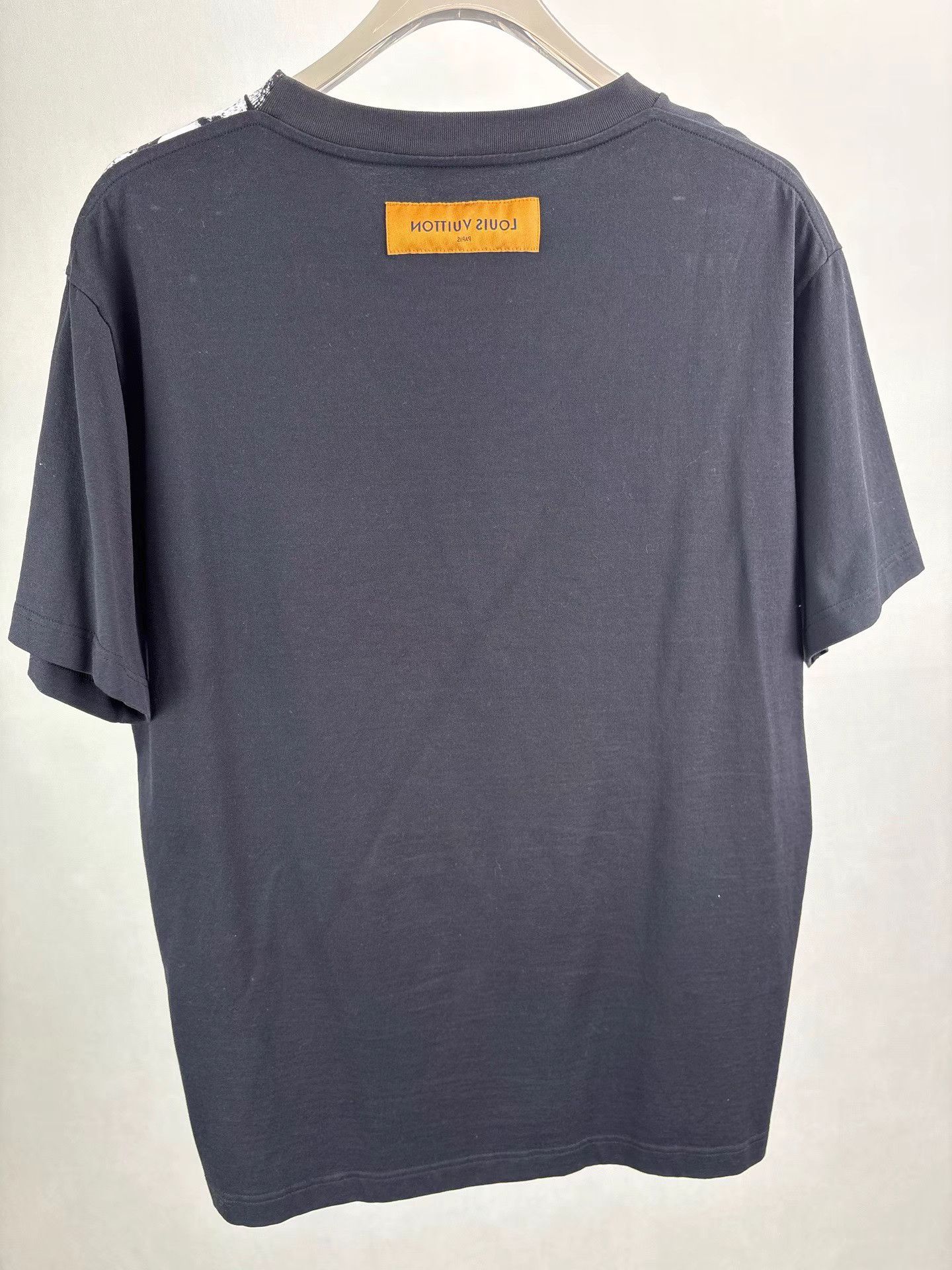 Louis Vuitton LOUIS VUITTON Black Chain Printed Short Sleeve K1 Size US XL / EU 56 / 4 - 2 Thumbnail