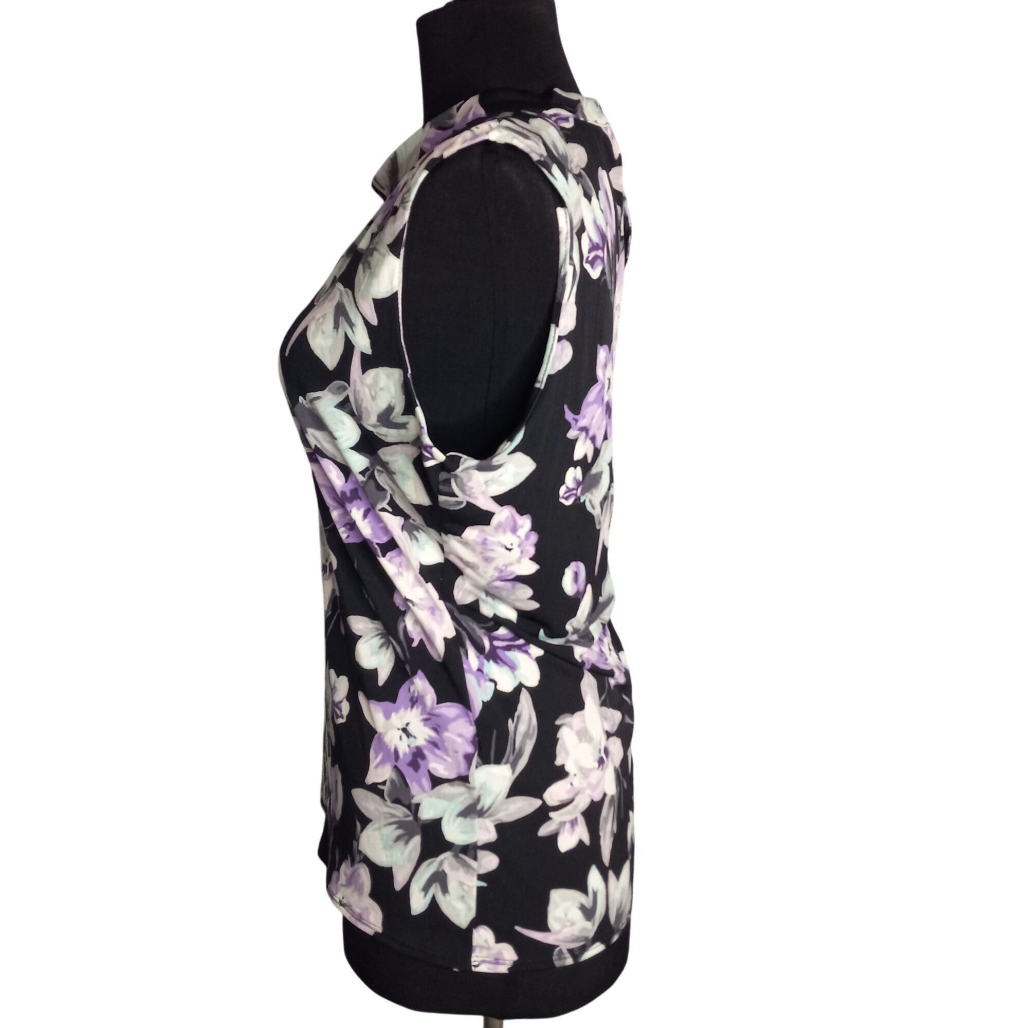 White House Black Market White House Black Market Size M Top Floral Print Sleeveless Size M / US 6-8 / IT 42-44 - 2 Thumbnail