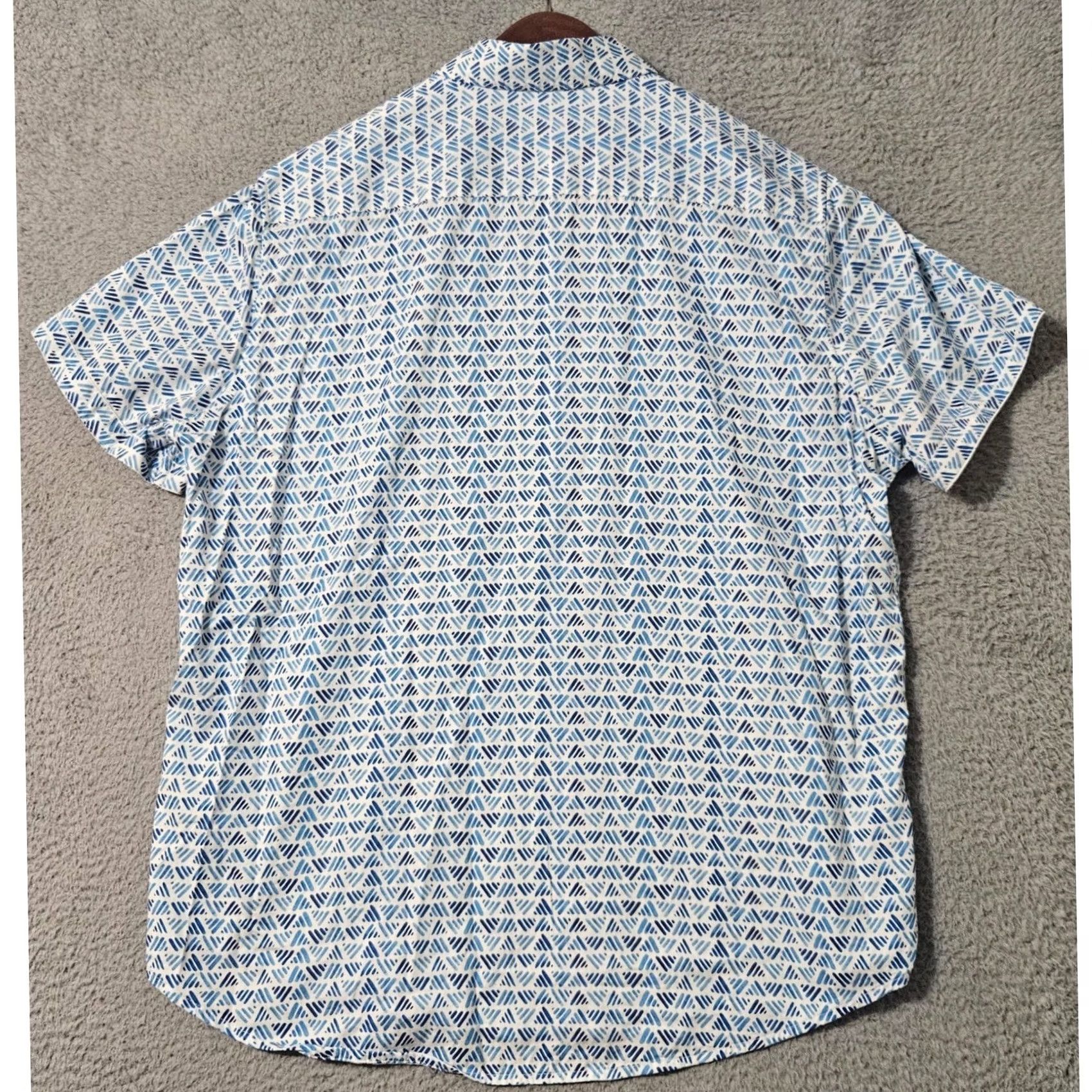 Robert Graham Robert Graham Geometric Blue White Short Sleeve Button Down 2XL Classic Fit Mens Shirt Size US 39 - 3 Thumbnail