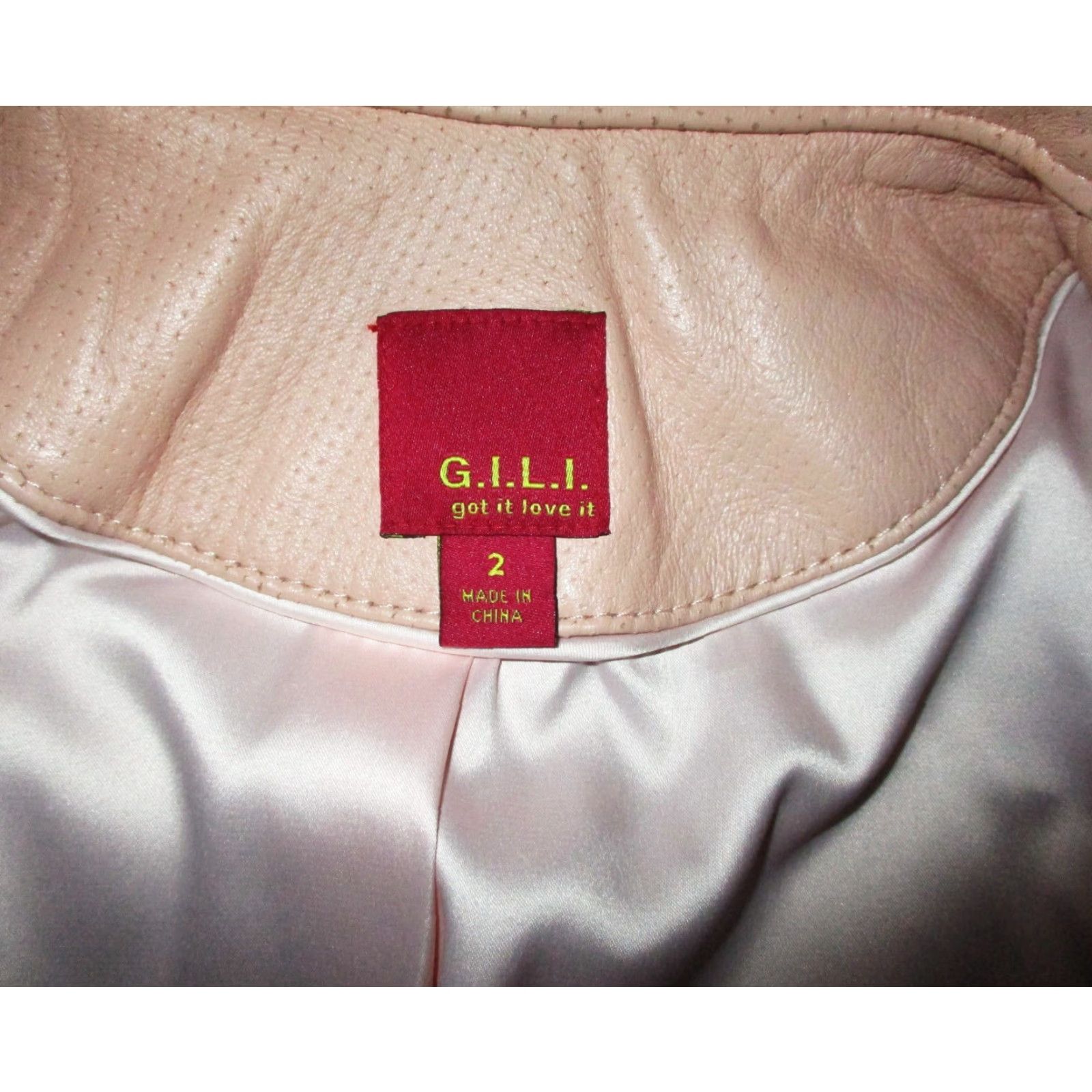 Vintage G.I.L.L. Peach Full Zip 100% Leather Mock Neck Jacket Women's Size 2 Shirt (Long Sleeve) Jacket Women's Peach 2 Leather G.I.L.L. Vintage? No. Size XS / US 0-2 / IT 36-38 - 8 Thumbnail
