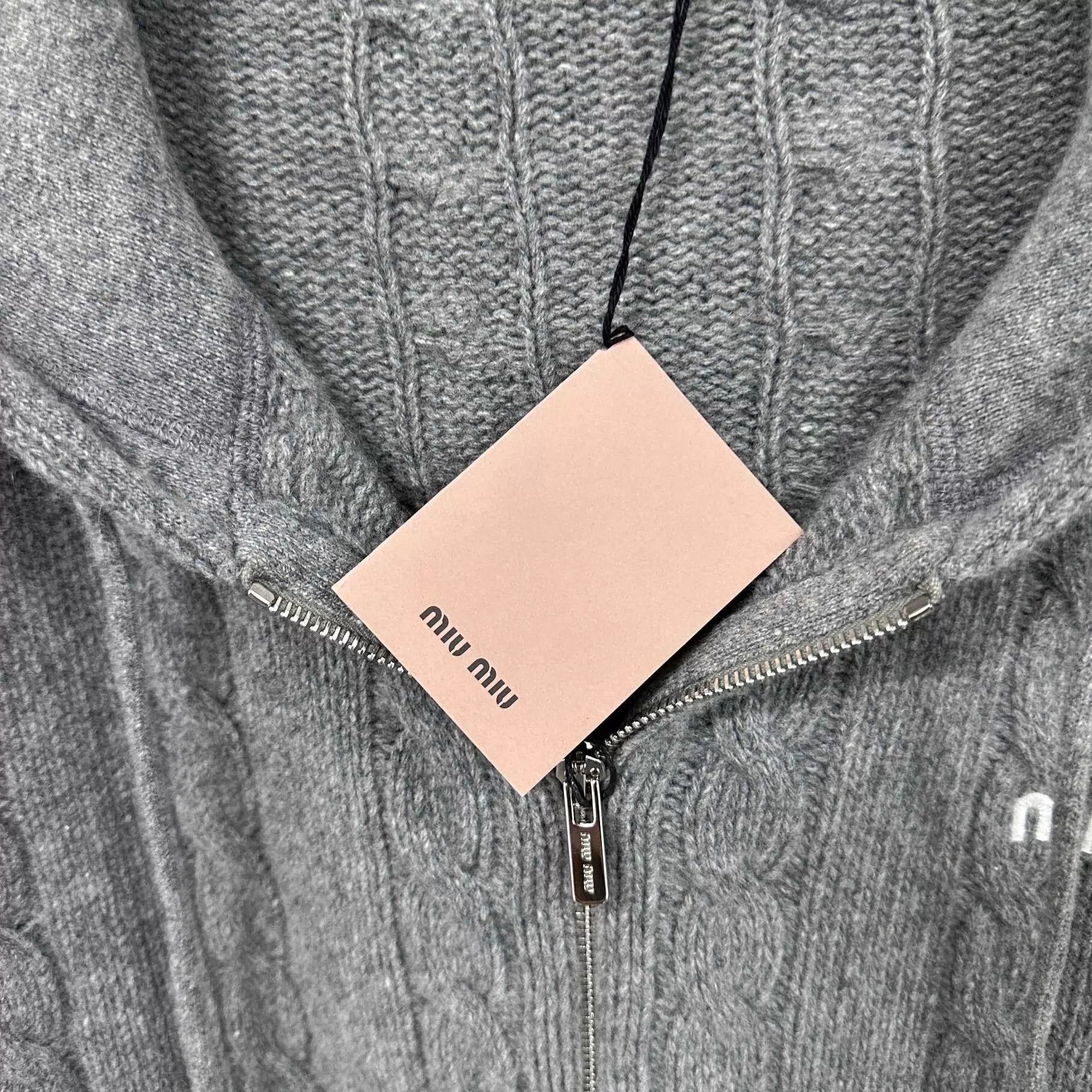 Miu Miu MIU MIU Dark Gray Wool Knit Zipper Jacket Women's 38 new Size XS / US 0-2 / IT 36-38 - 5 Thumbnail