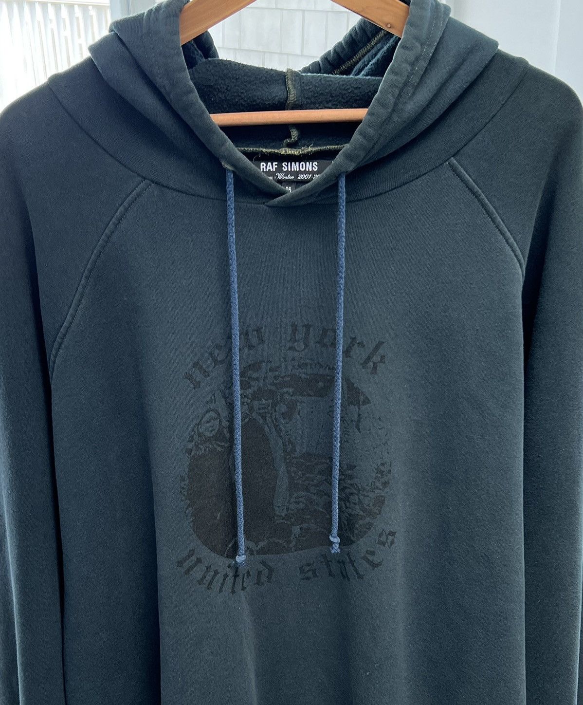 Raf Simons AW2001 Raf Simons Riot Riot Riot New York Runway OS Hoodie Size US XL / EU 56 / 4 - 3 Thumbnail