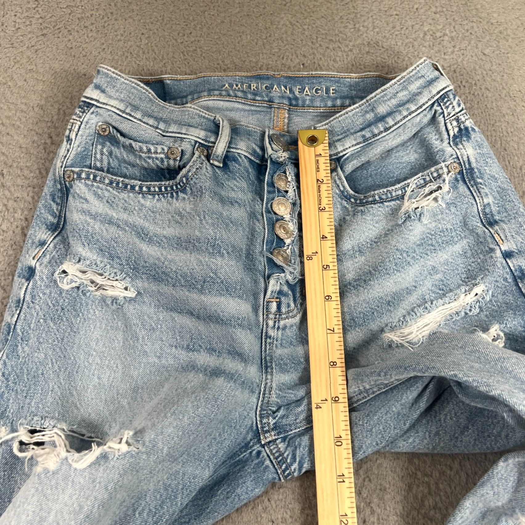 American Eagle Outfitters American Eagle Jeans Womens 2 90s Boyfriend Distressed Mid Rise Light Wash Blue 28 in Regular 5-Pocket Design Denim Cotton Blend Zip Belt Loops Size 26" / US 2 / IT 38 - 3 Thumbnail