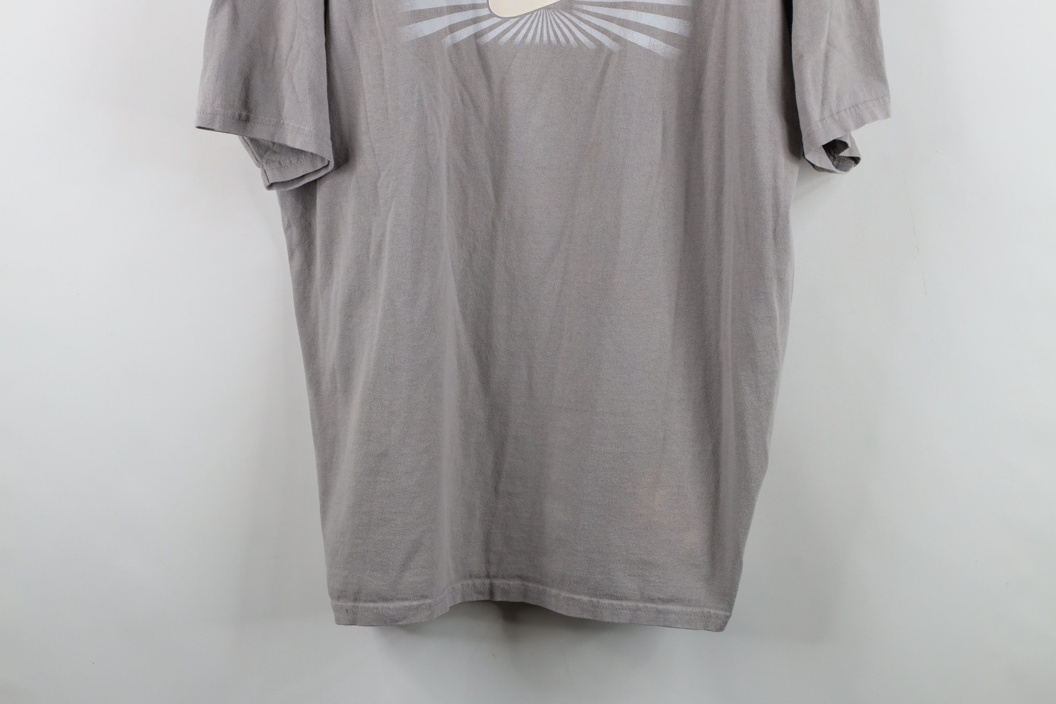 Nike Vintage Nike Scott Center Swoosh Tribal Sun Burst T-Shirt Size US XL / EU 56 / 4 - 3 Thumbnail