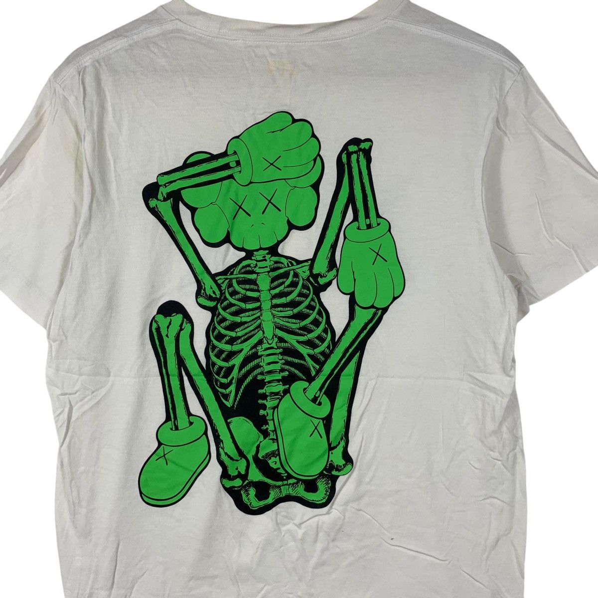 Kaws KAWS x UNIQLO COMPANION 2000 Tokyo Store Edition Tee Shirt Size US S / EU 44-46 / 1 - 6 Thumbnail