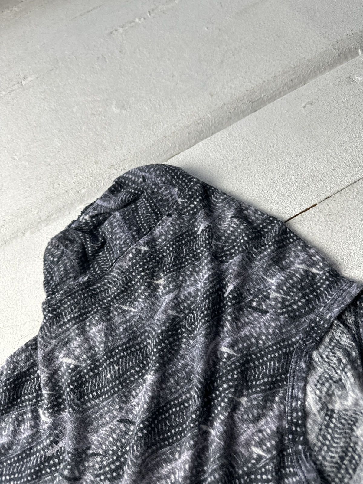 H&M × Isabel Marant 🚨Isabel Marant Striped Distress Ripped Fuzzy tee OPIUM Size XS / US 0-2 / IT 36-38 - 4 Thumbnail