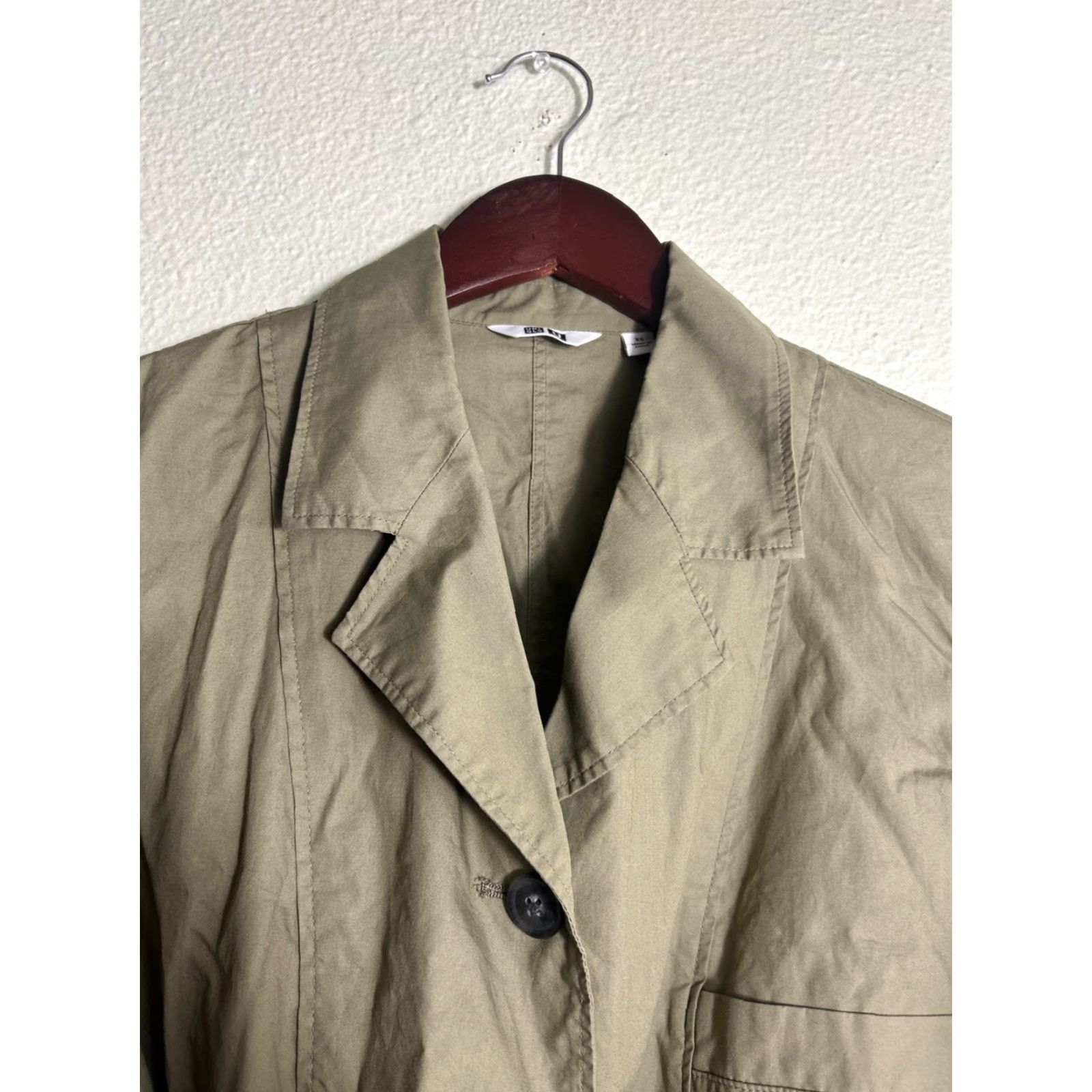 Uniqlo VINTAGE Uniqlo Womens XS Khaki Olive Button Up Lightweight Coat Cotton Belted Size XS / US 0-2 / IT 36-38 - 3 Thumbnail