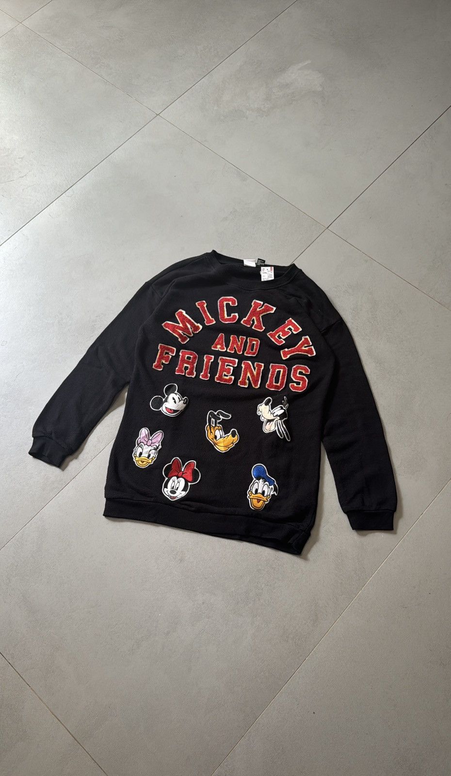 Disney Bundle 2 Disney Crewnecks Size S / US 4 / IT 40 - 1 Thumbnail