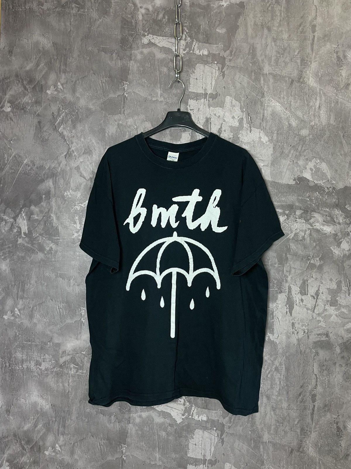Band Tees × Vintage VTG Bring Me The Horizon "The Spirits" Tee Umbrella TourTee Size US L / EU 52-54 / 3 - 1 Thumbnail