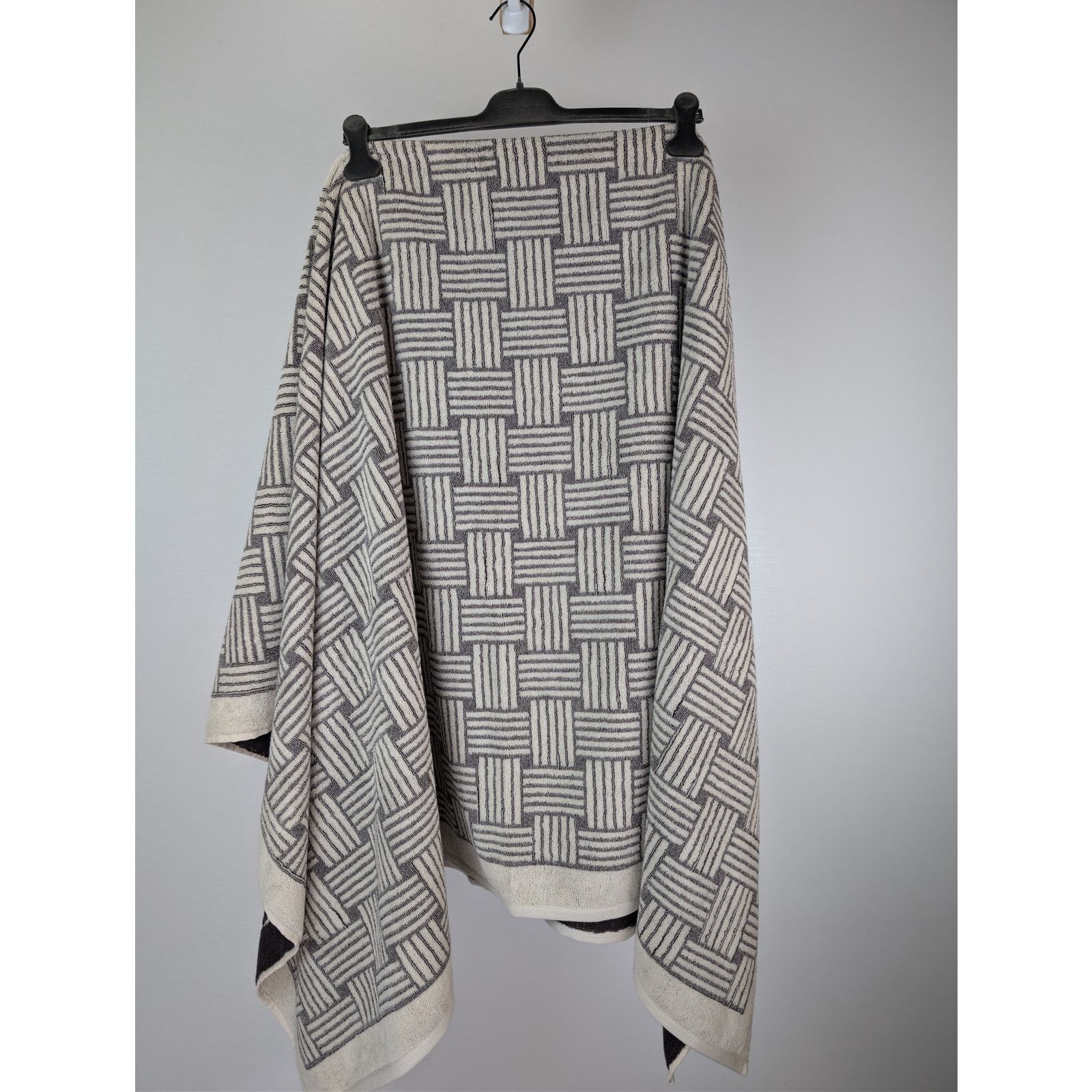 Bottega Veneta o1rshd1 Size:OS / Intreccio Jacquard Beach Towel Cream/Brown Size ONE SIZE - 11 Thumbnail