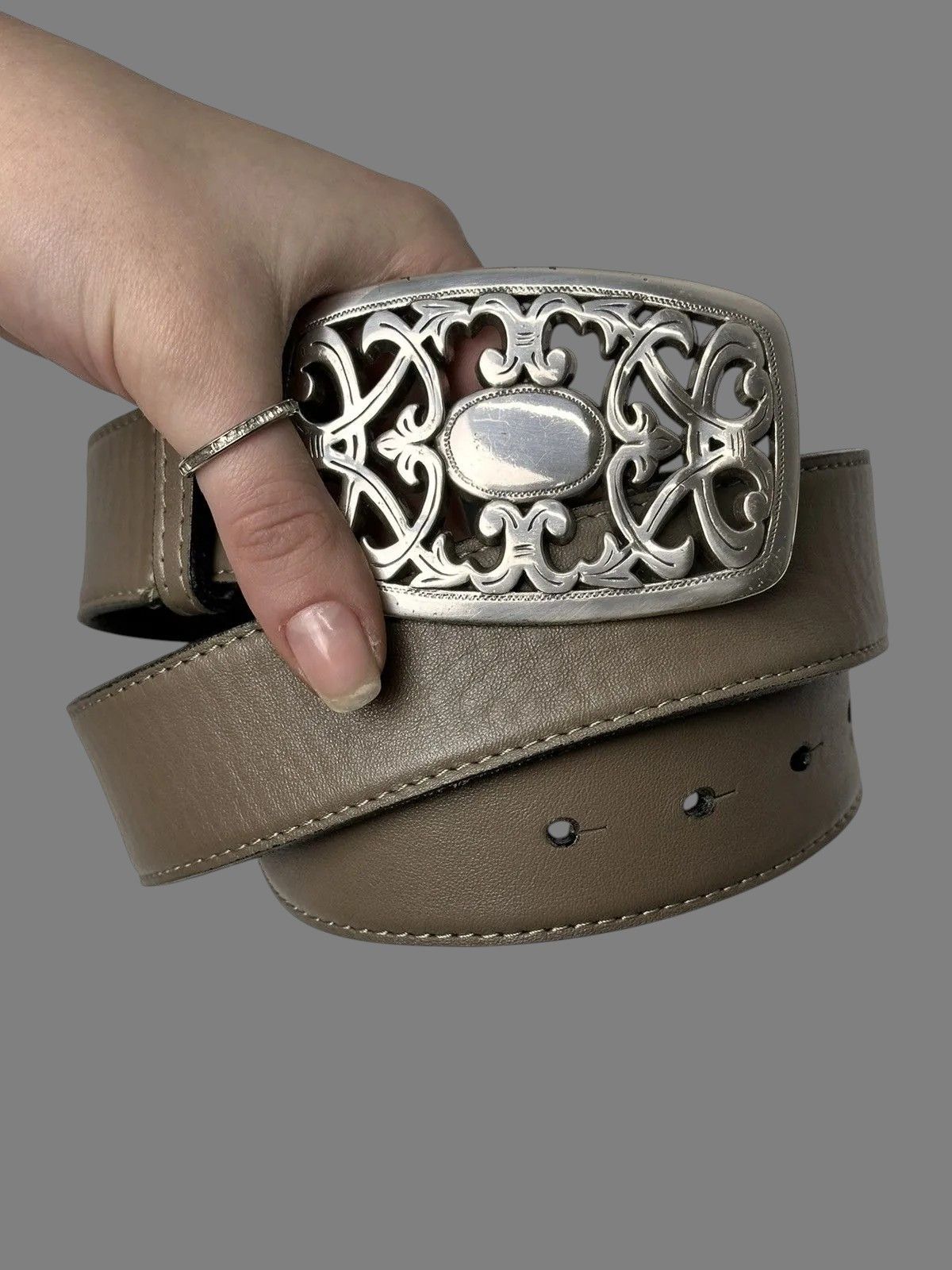 Beauty Beast Brown Leather Belt Minimal Everyday Classic Vintage Style Size ONE SIZE - 1 Thumbnail