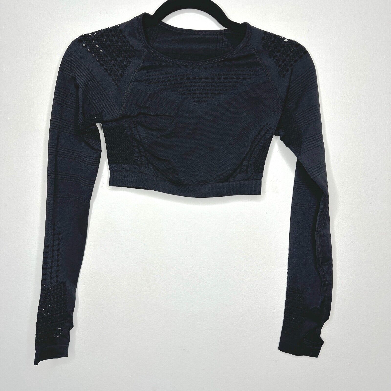 Other Black Crop Workout Top Long Sleeve Thumbholes Laser Cut SM Size S / US 4 / IT 40 - 1 Thumbnail