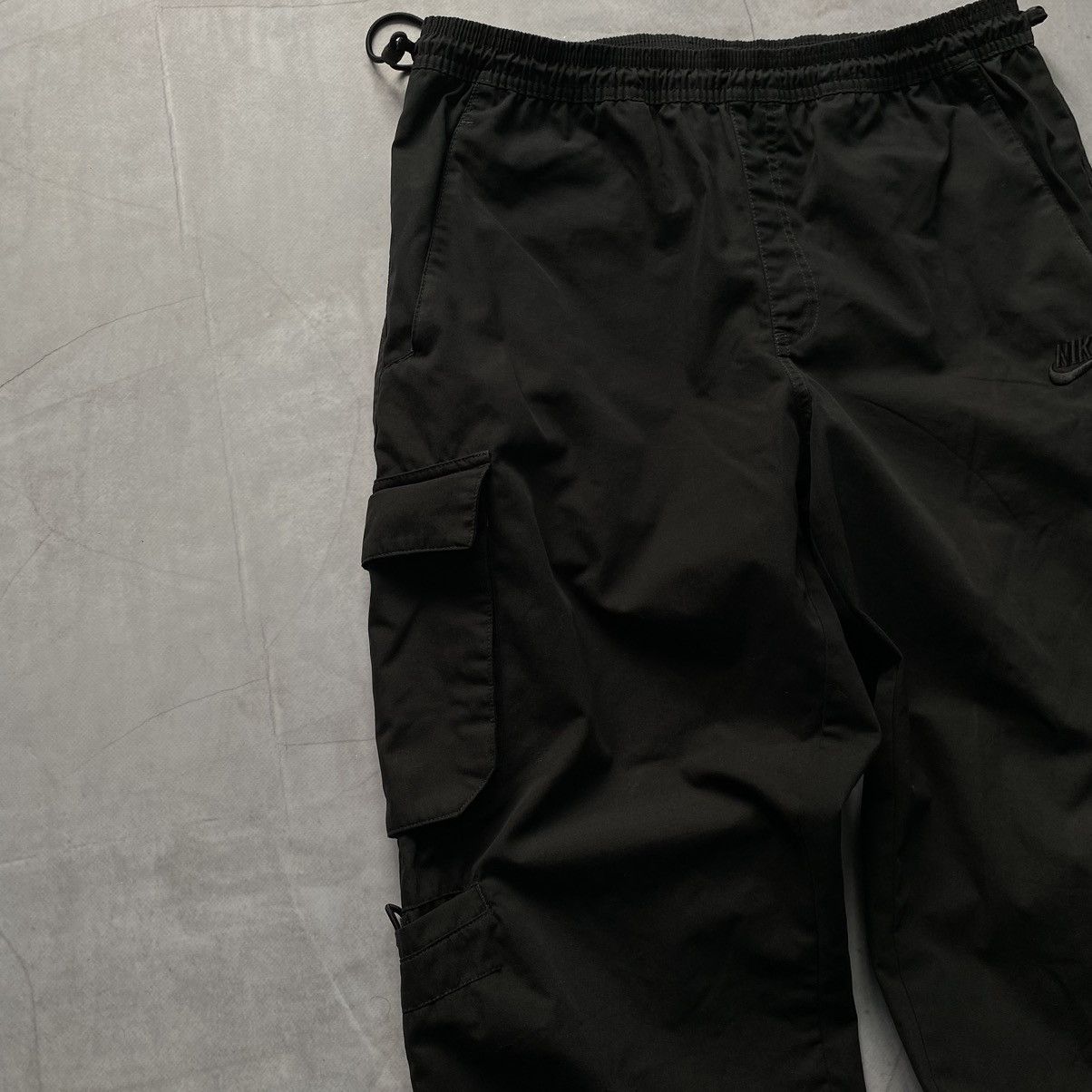 Japanese Brand × Nike × Vintage Y2K Nike Vintage Drill Black Cargo Parachute Pants Size US 31 - 4 Thumbnail