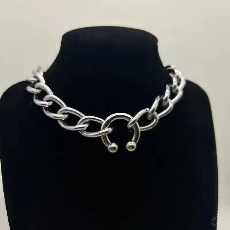 Jewelry × Vintage Hip Hop Cool C Shape Necklaces Size ONE SIZE - 1 Thumbnail