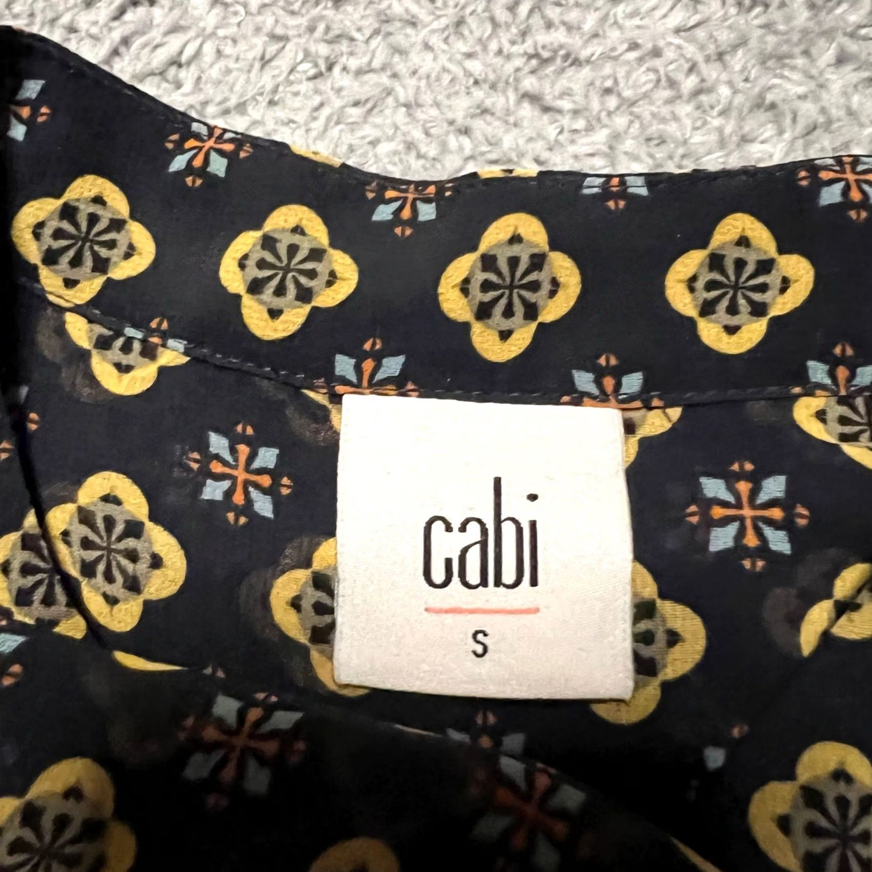 Vintage CAbi Shirt Blouse Womens Small Blue Mosaic Sheer Long Sleeve Ruffle Cuff 3772 Size S / US 4 / IT 40 - 5 Thumbnail