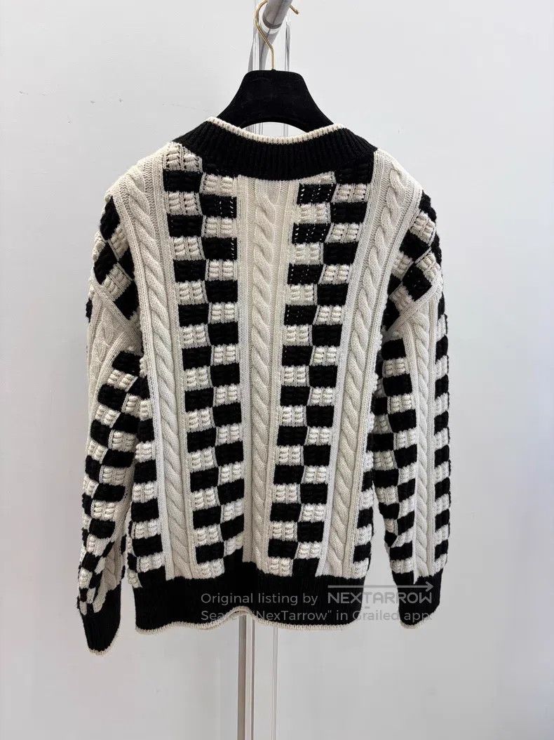 Chanel Chanel Black and white checkerboard cashmere cardigan coat Size XS / US 0-2 / IT 36-38 - 2 Thumbnail