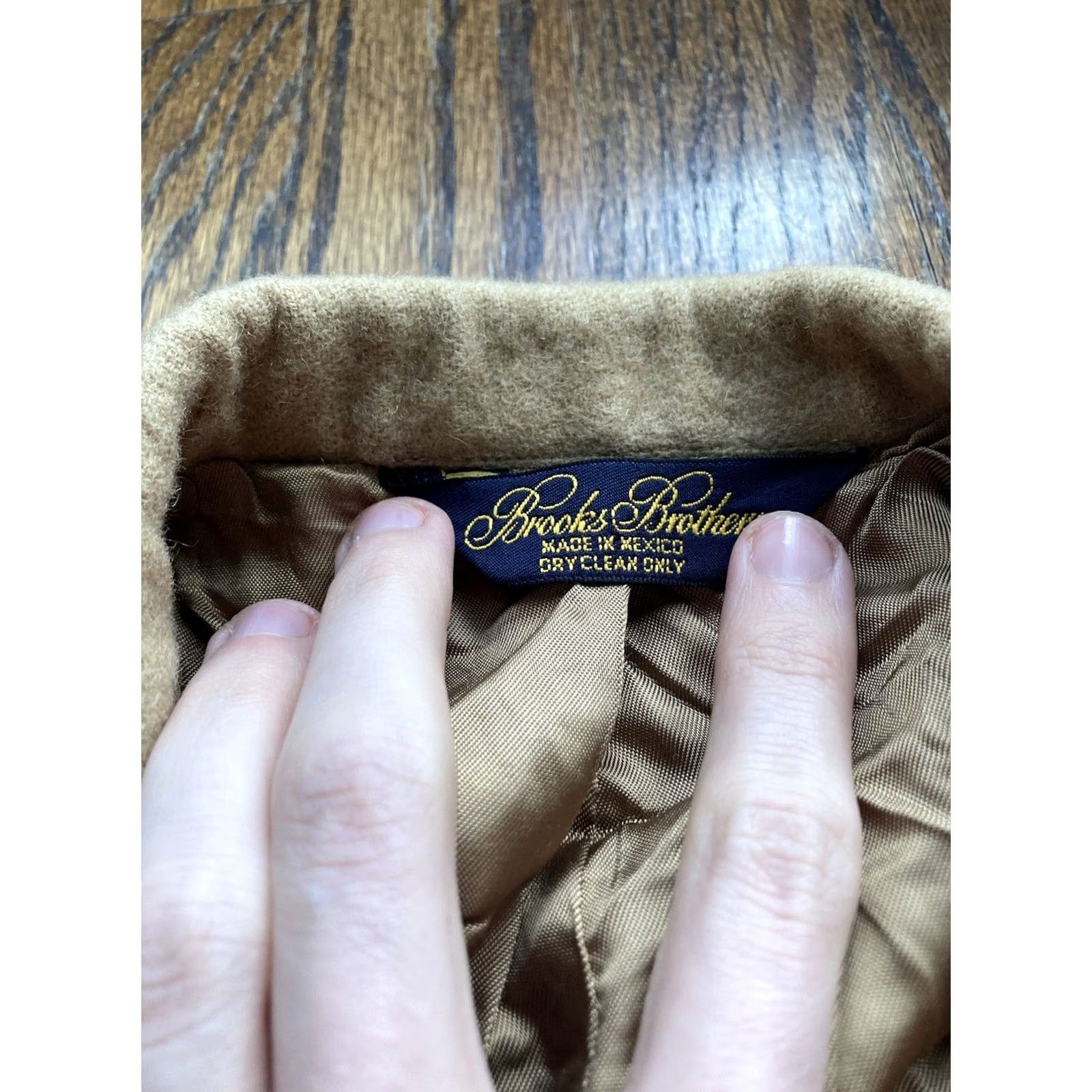 Brooks Brothers Brooks Brothers Blazer Mens 39R Camel Hair Coat Single-Breasted Tan Jacket Sports Coat Notch Lapel Four-Button Vented Regular Fit Dry Clean Only Bel Size 40R - 5 Thumbnail