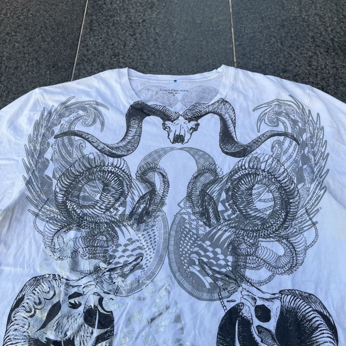 Calvin Klein × If Six Was Nine × Japanese Brand Calvin Klein Jeans Skull Animal White Tee Size US XL / EU 56 / 4 - 3 Thumbnail
