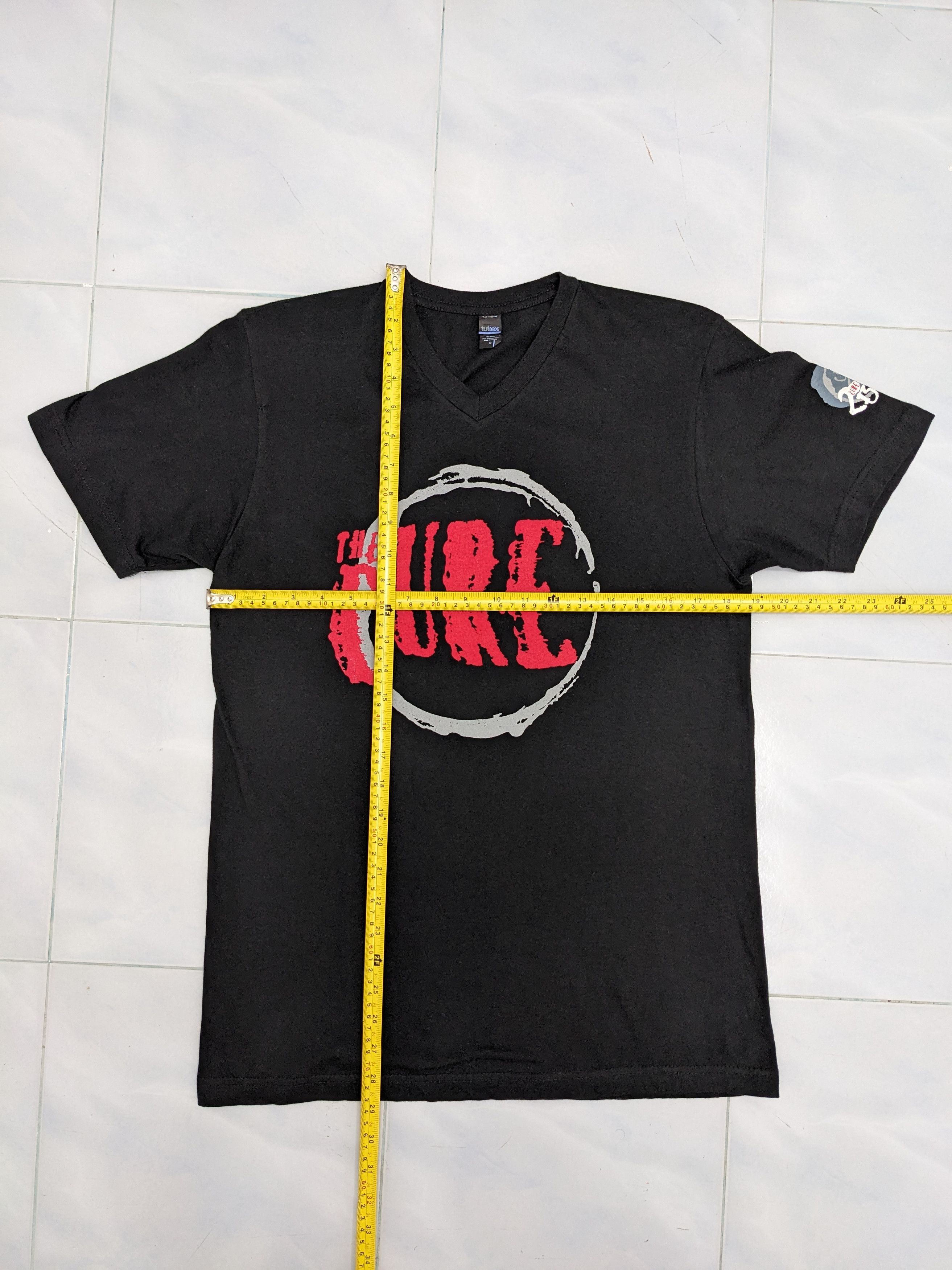 Band Tees The Cure Rock Band Tshirt Size US M / EU 48-50 / 2 - 7 Thumbnail