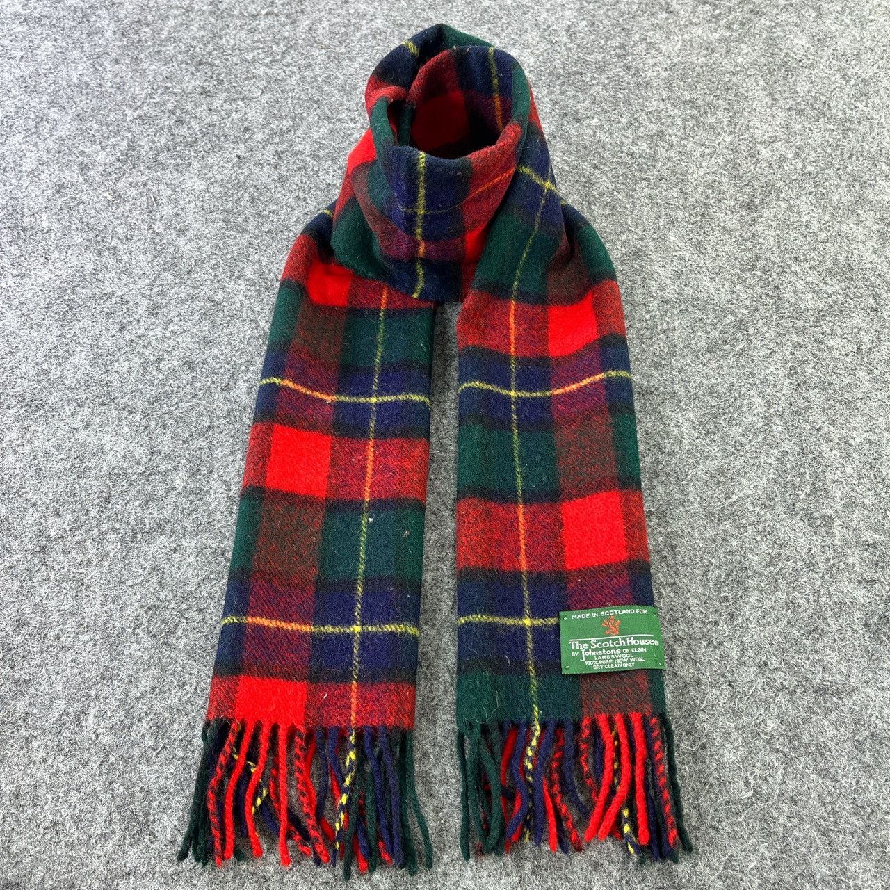 Johnstons Of Elgin Johnstons Of Elgin Scarf / Muffler / Neckwear T598 Size ONE SIZE - 1 Thumbnail