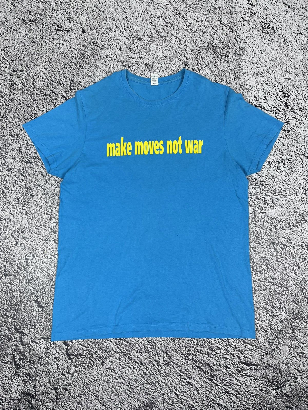 Japanese Brand Vintage Make Movies Not War Peace Tee size L Size US L / EU 52-54 / 3 - 1 Thumbnail