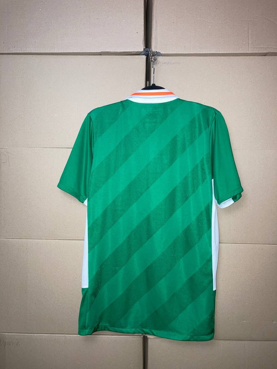 Umbro VINTAGE IRELAND 2016/2017 HOME FOOTBALL SHIRT UMBRO Y2K Size US M / EU 48-50 / 2 - 2 Thumbnail