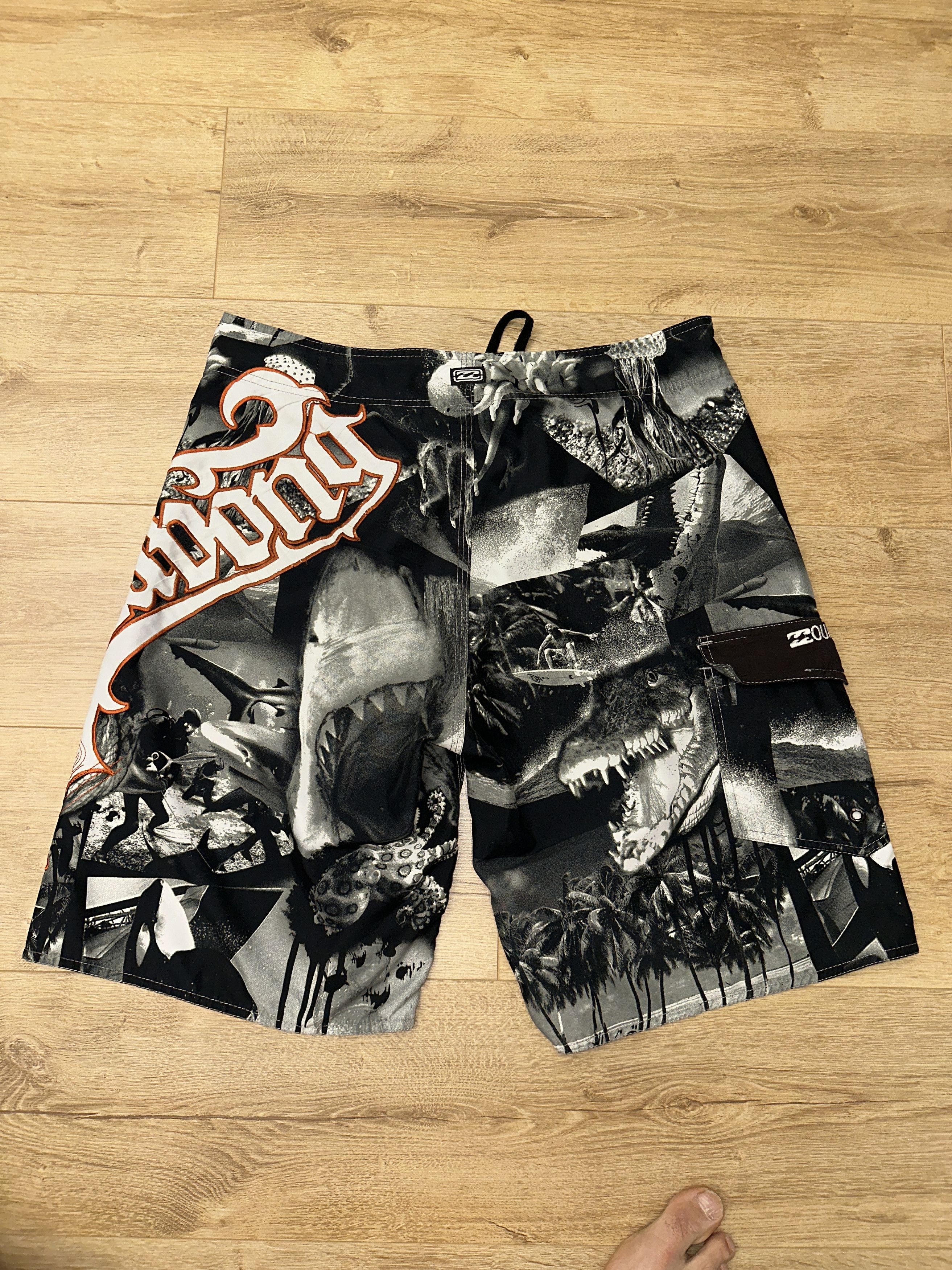 Billabong Billabong Graphic Surf Boardshorts Y2K Skull Print Size 36 Size US 36 / EU 52 - 8 Thumbnail