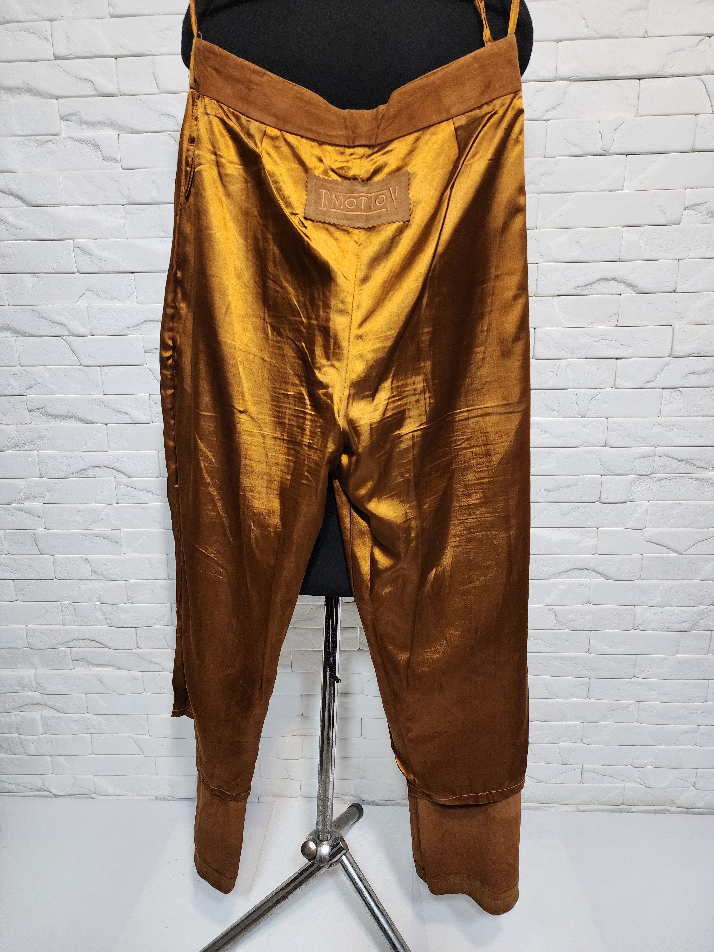 Genuine Leather Brown women's suede pants with pockets. Size 30" / US 8 / IT 44 - 7 Thumbnail