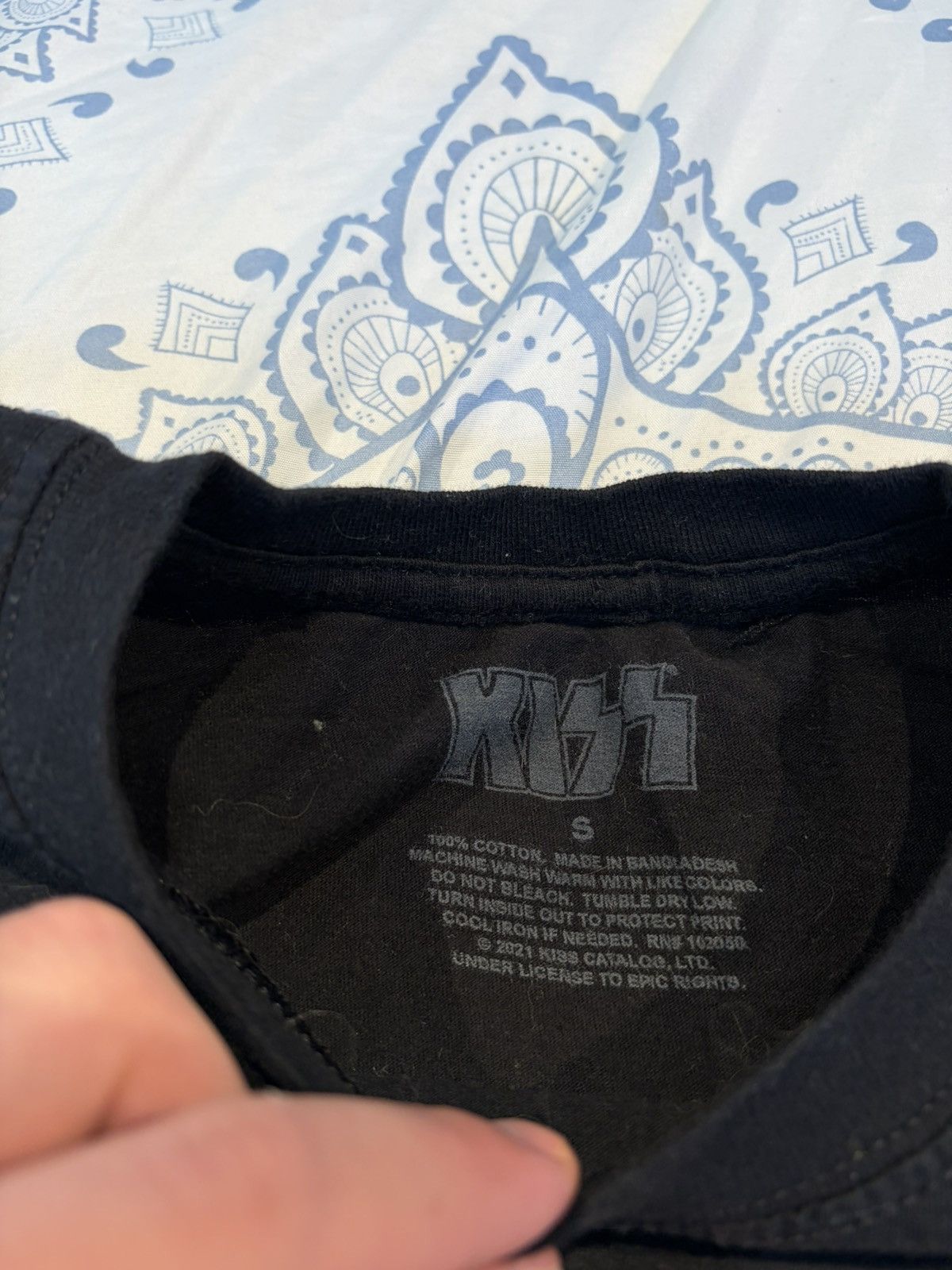 Vintage Kiss Shirt Small Size US S / EU 44-46 / 1 - 3 Thumbnail