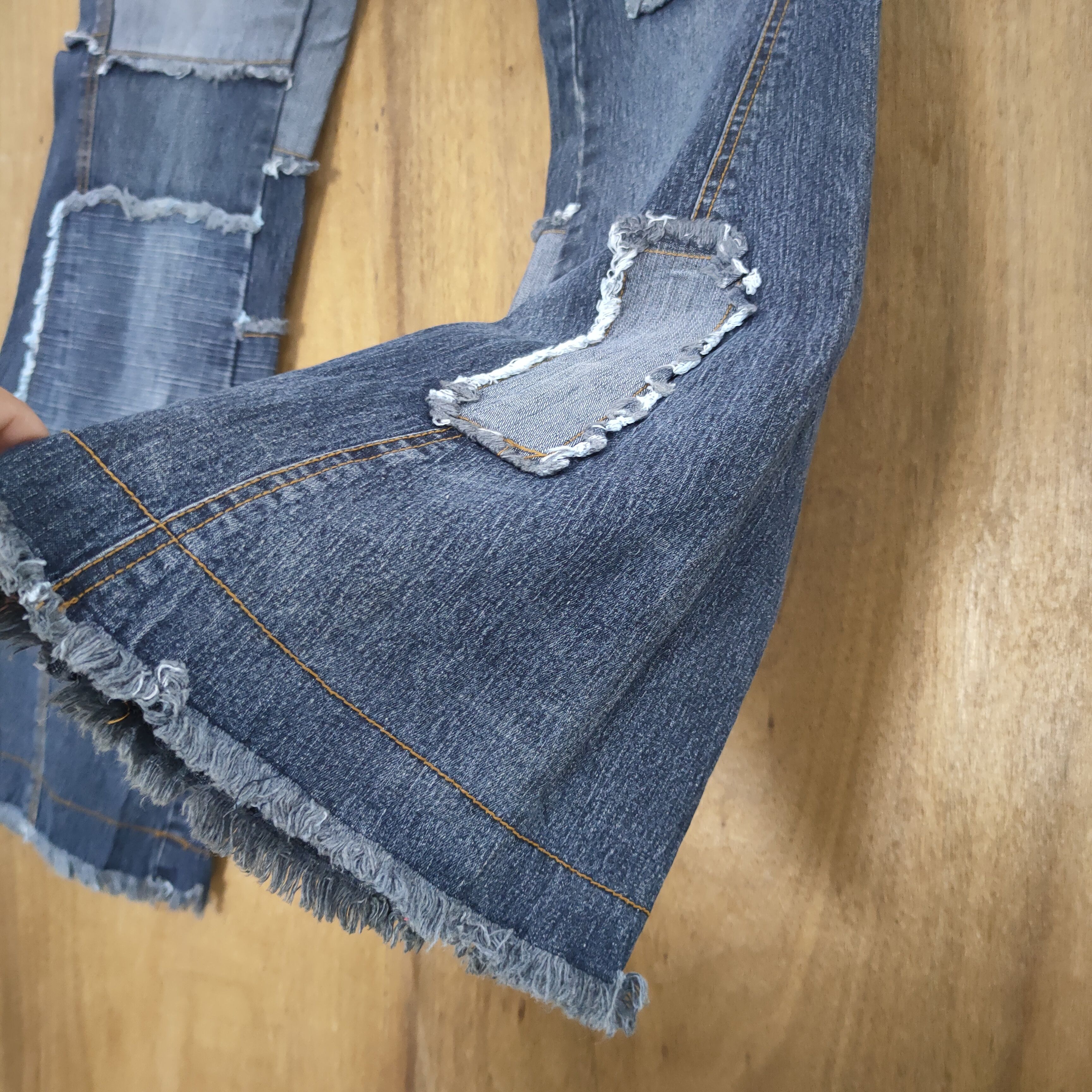 Japanese Brand VINTAGE JAPANESE HAGI SHASHIKO FLARED JEANS PANTS Size US 30 / EU 46 - 9 Thumbnail