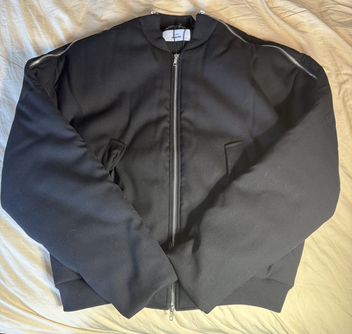 Lac Demure Lac Demure 'BORAN' ZIP WOOL BOMBER Size US XL / EU 56 / 4 - 1 Thumbnail