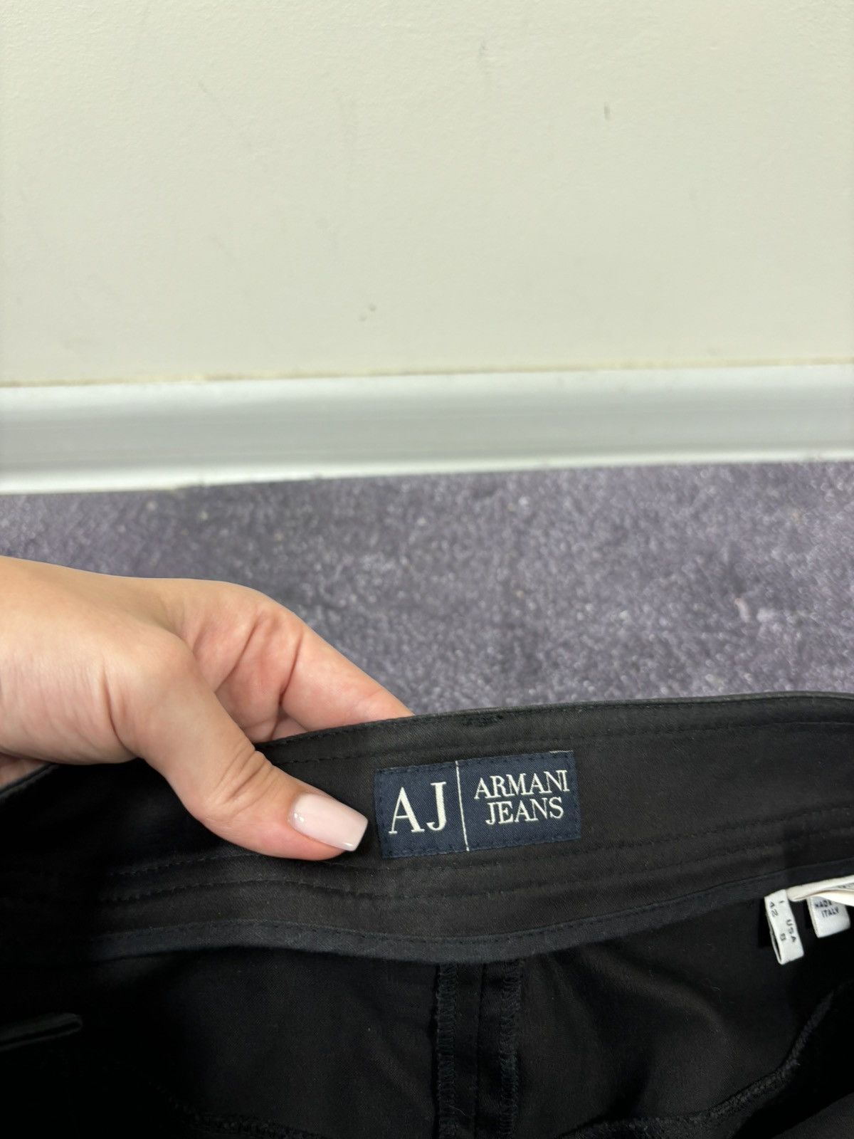 Armani Vintage Armani Jeans Women’s Black Shorts Cropped Pants Size 28" / US 6 / IT 42 - 9 Thumbnail