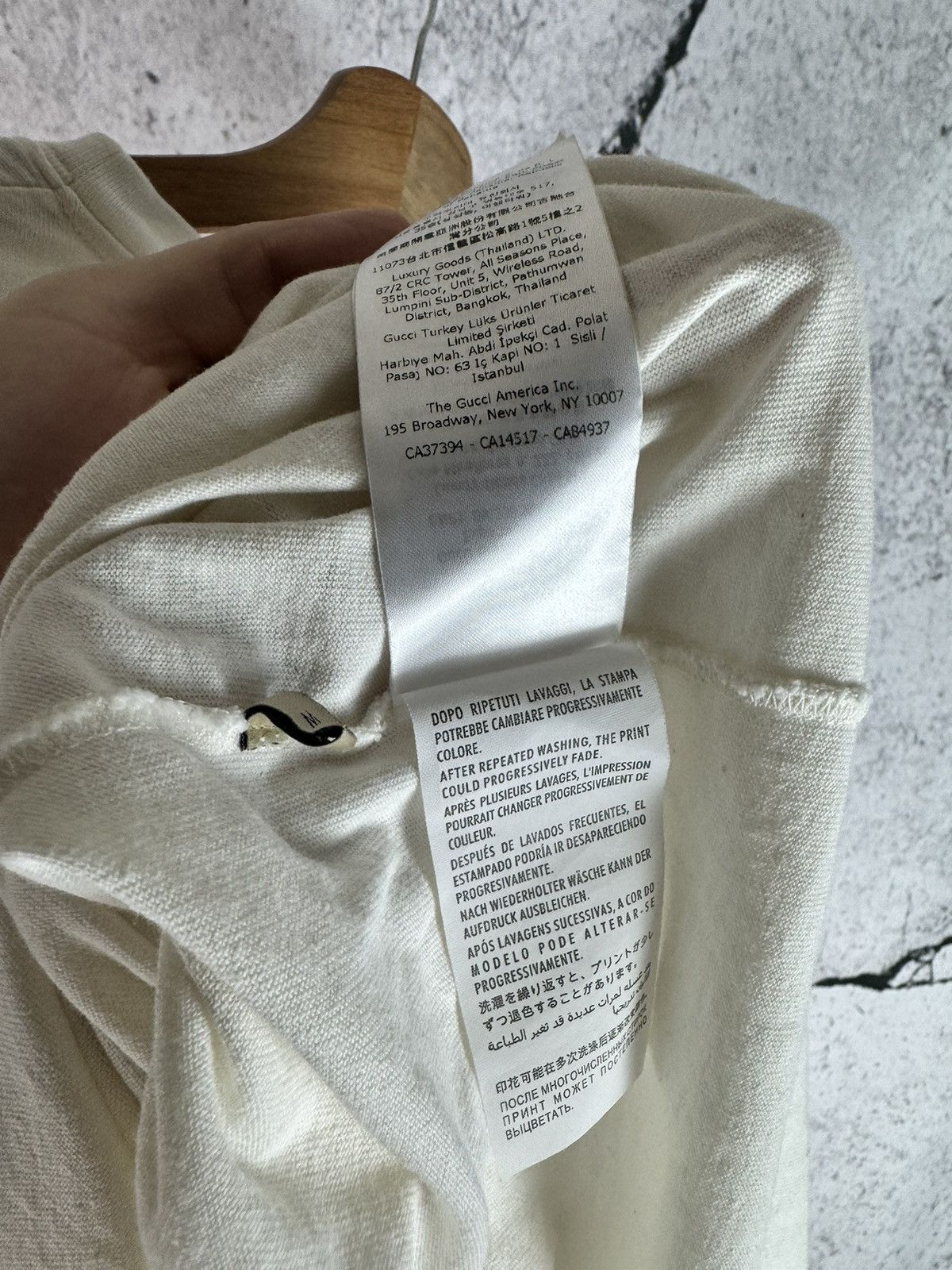 Gucci Gucci Logo T Shirt Size US M / EU 48-50 / 2 - 6 Thumbnail