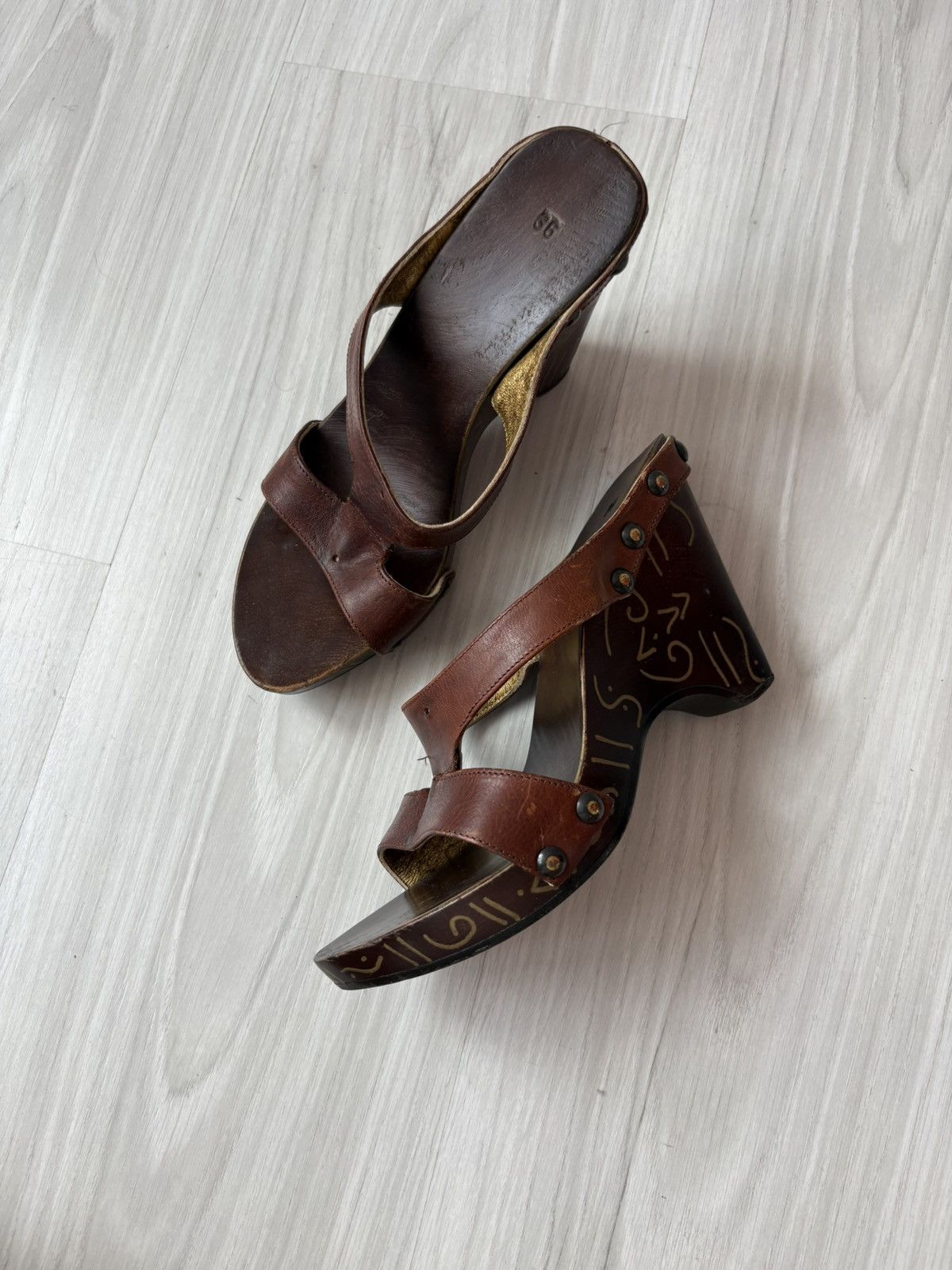 Vintage Vintage heels Size US 6 / IT 36 - 7 Thumbnail