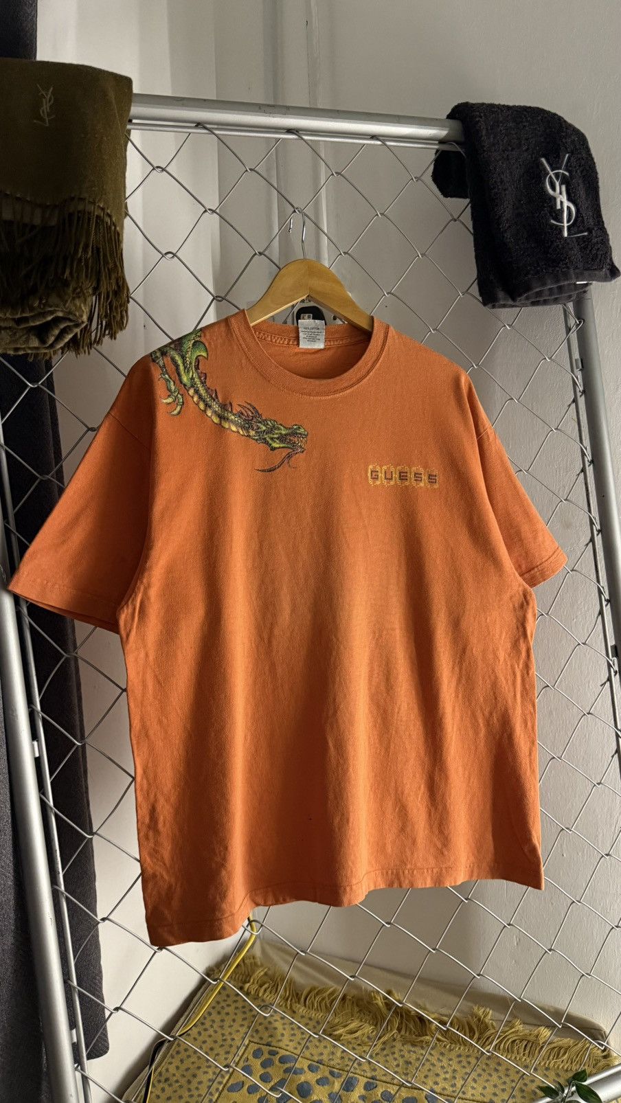 Guess Vintage Guess USA Dragon Print Wrap Around Tee Made In USA Size US L / EU 52-54 / 3 - 1 Thumbnail