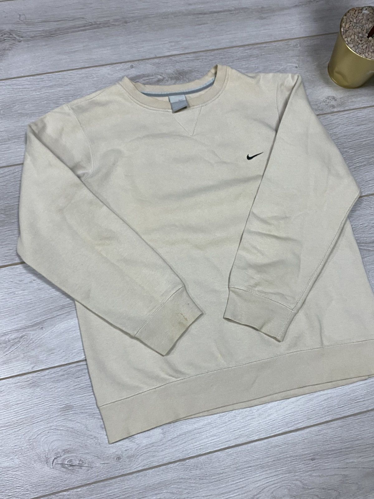 Nike Nike vintage swoosh sweatshirt dirty Size US S / EU 44-46 / 1 - 6 Thumbnail