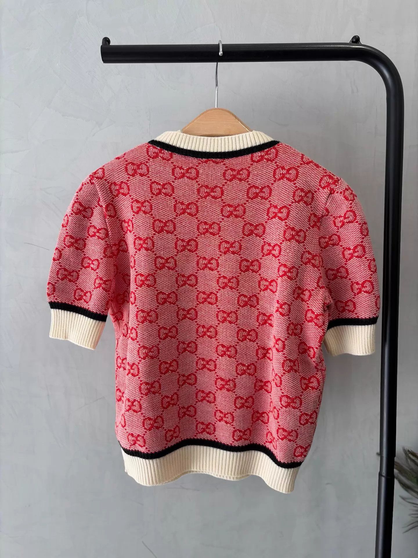 Gucci Gucci GG Monogram Knit Short Sleeve Vintage Size S Size S / US 4 / IT 40 - 2 Thumbnail