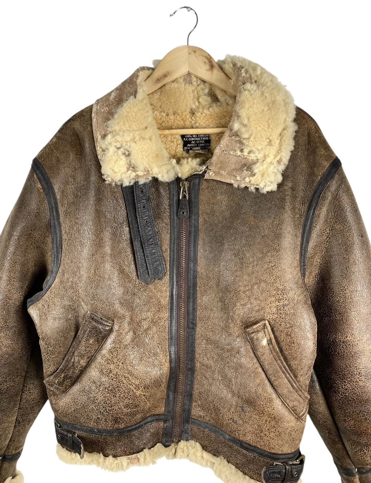 Avirex × Leather Vintage Avirex B-3 Leather Sheepskin Products Bomber Jacket Size US M / EU 48-50 / 2 - 2 Thumbnail